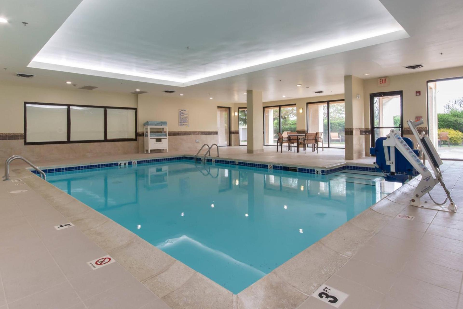 Courtyard by Marriott Charlotte Lake Norman photo 22