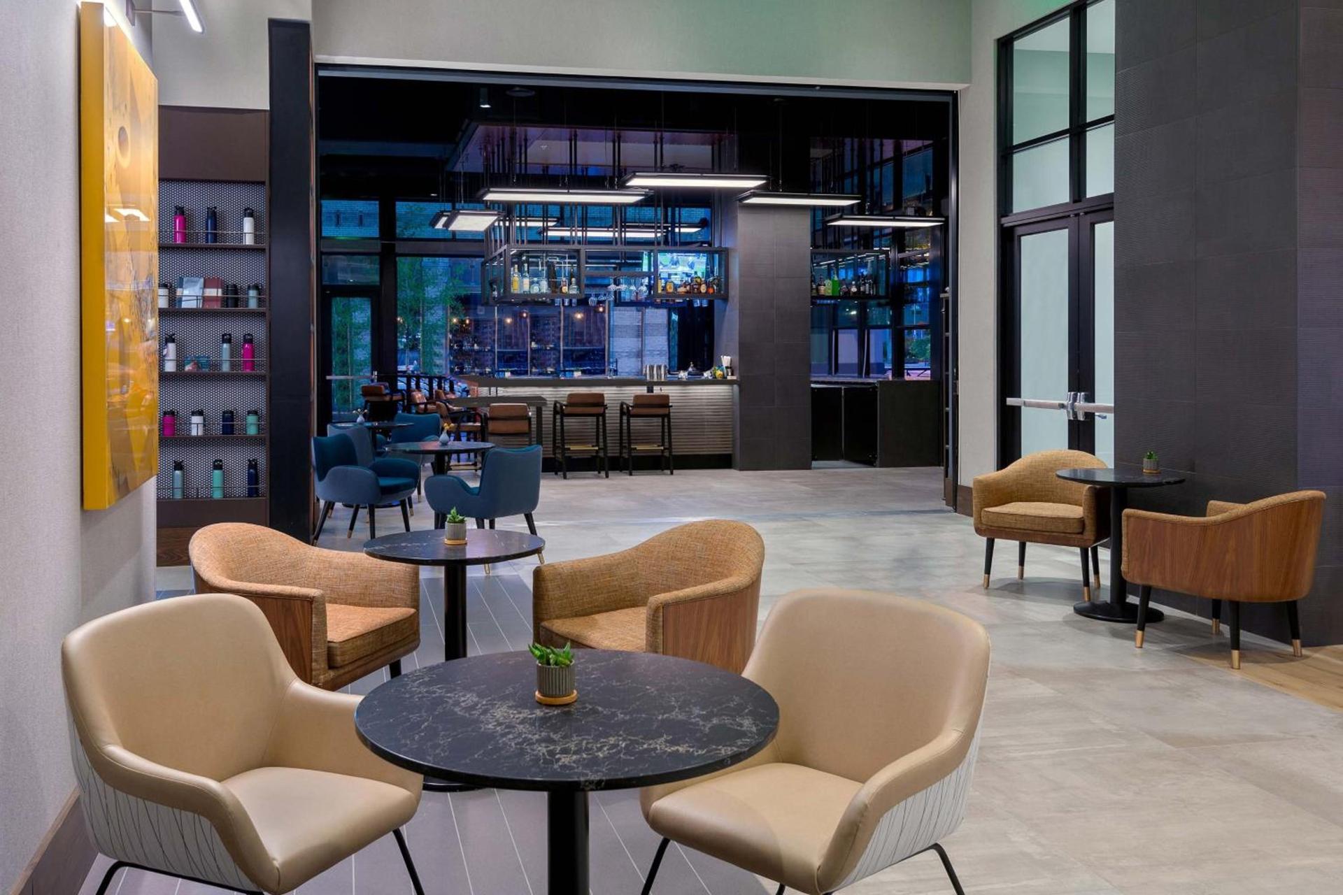 Courtyard by Marriott Atlanta Midtown photo 5