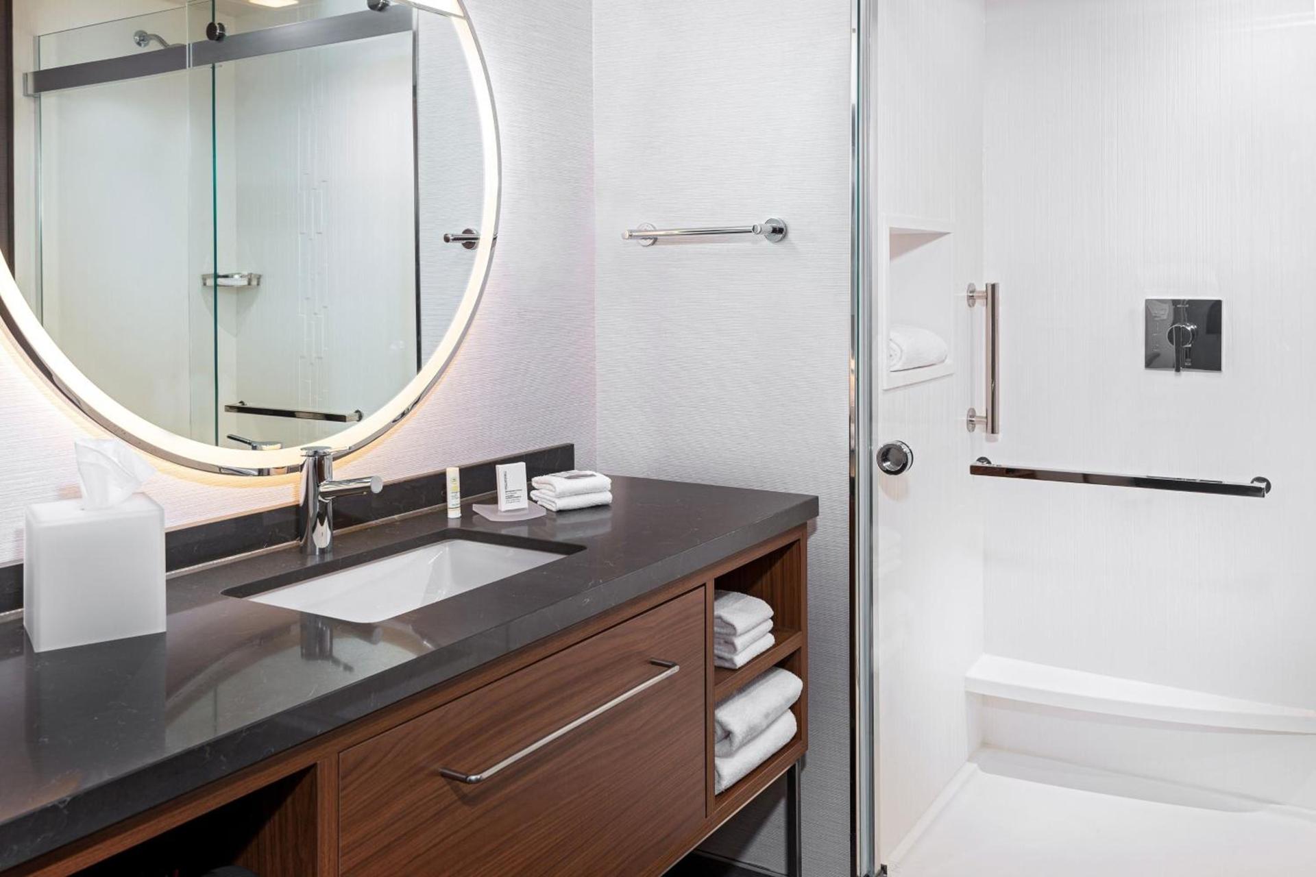Courtyard by Marriott Atlanta Midtown photo 19