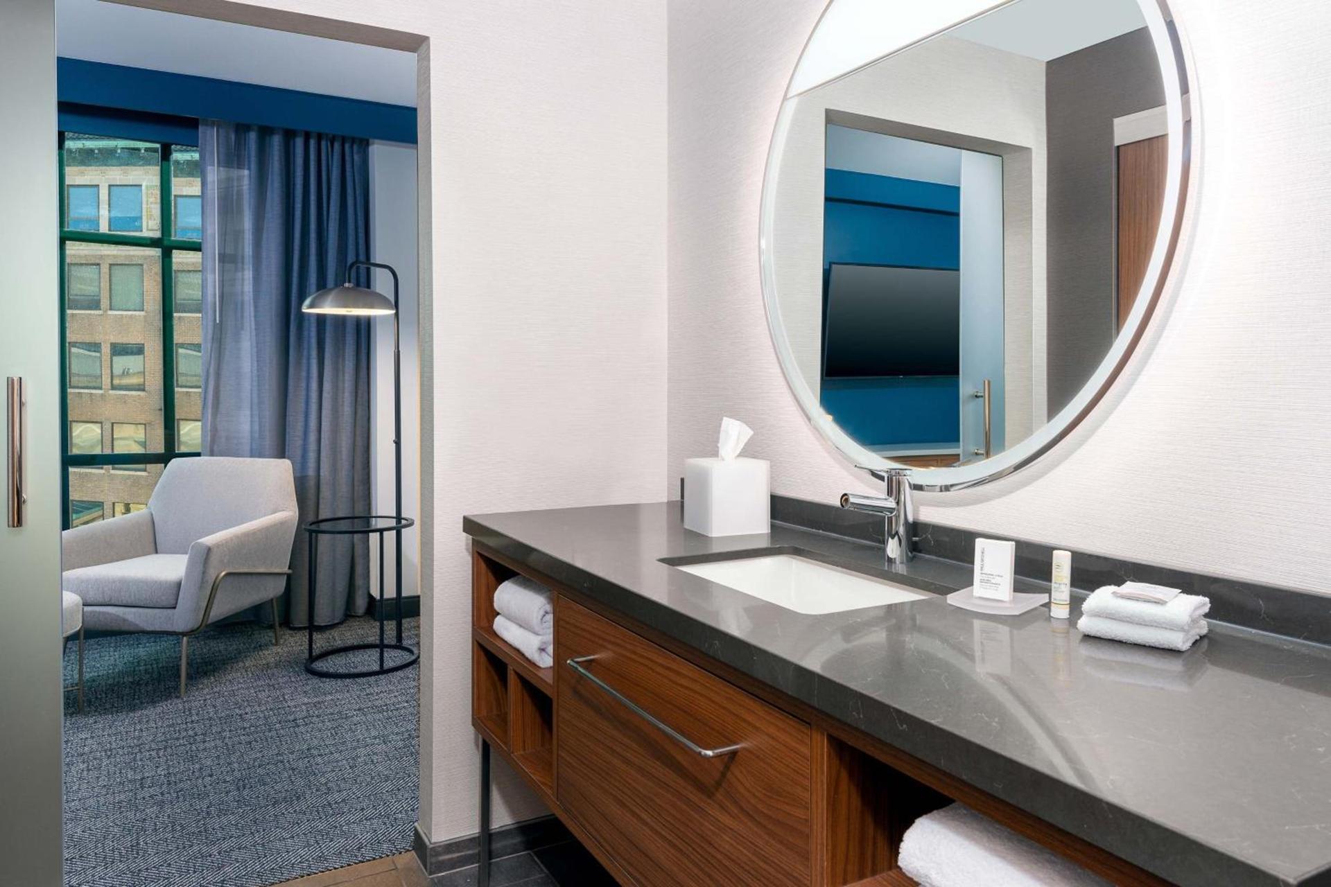 Courtyard by Marriott Atlanta Midtown photo 28