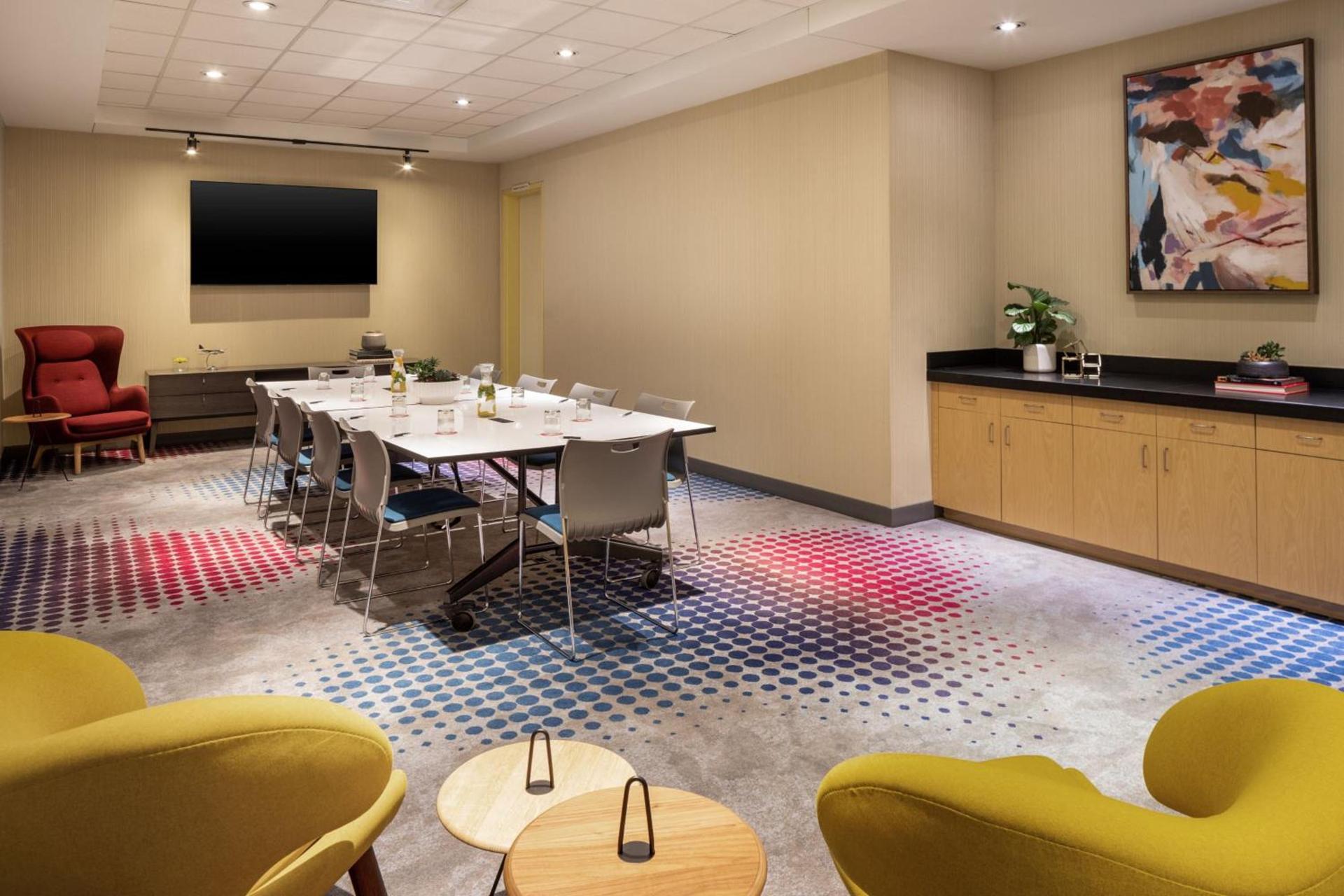 Aloft by Marriott Minneapolis photo 35