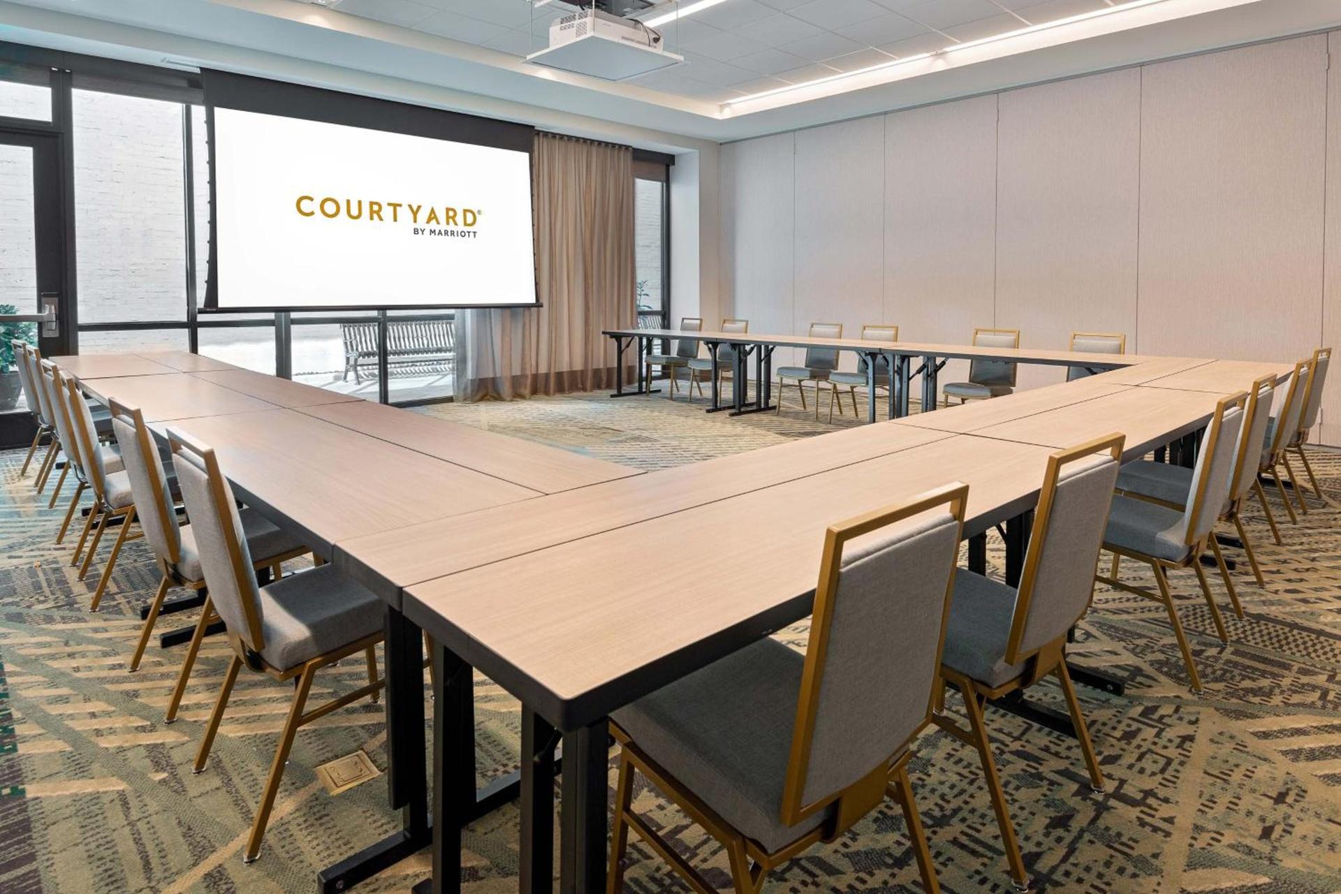 Courtyard by Marriott Atlanta Midtown photo 47