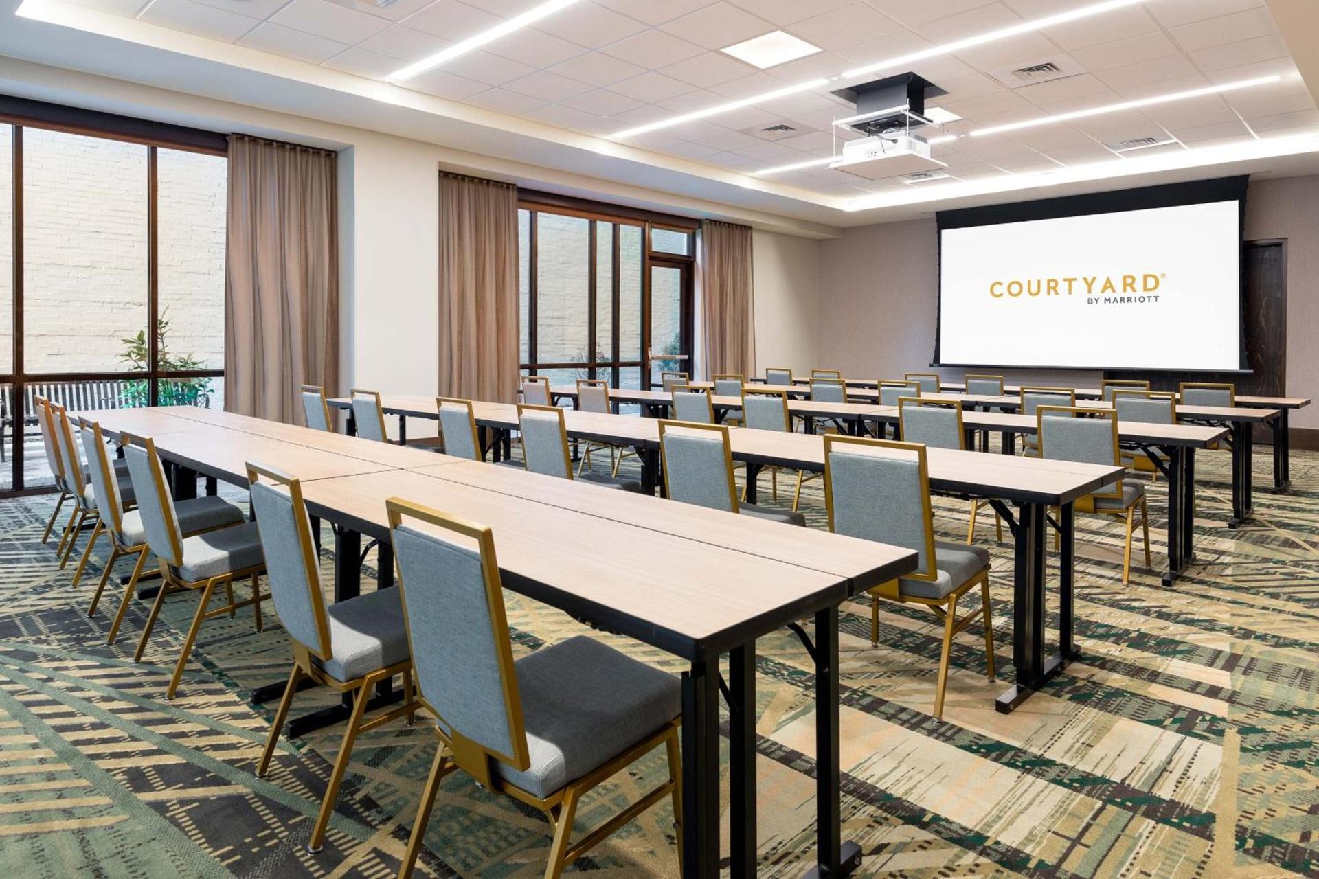 Courtyard by Marriott Atlanta Midtown photo 48