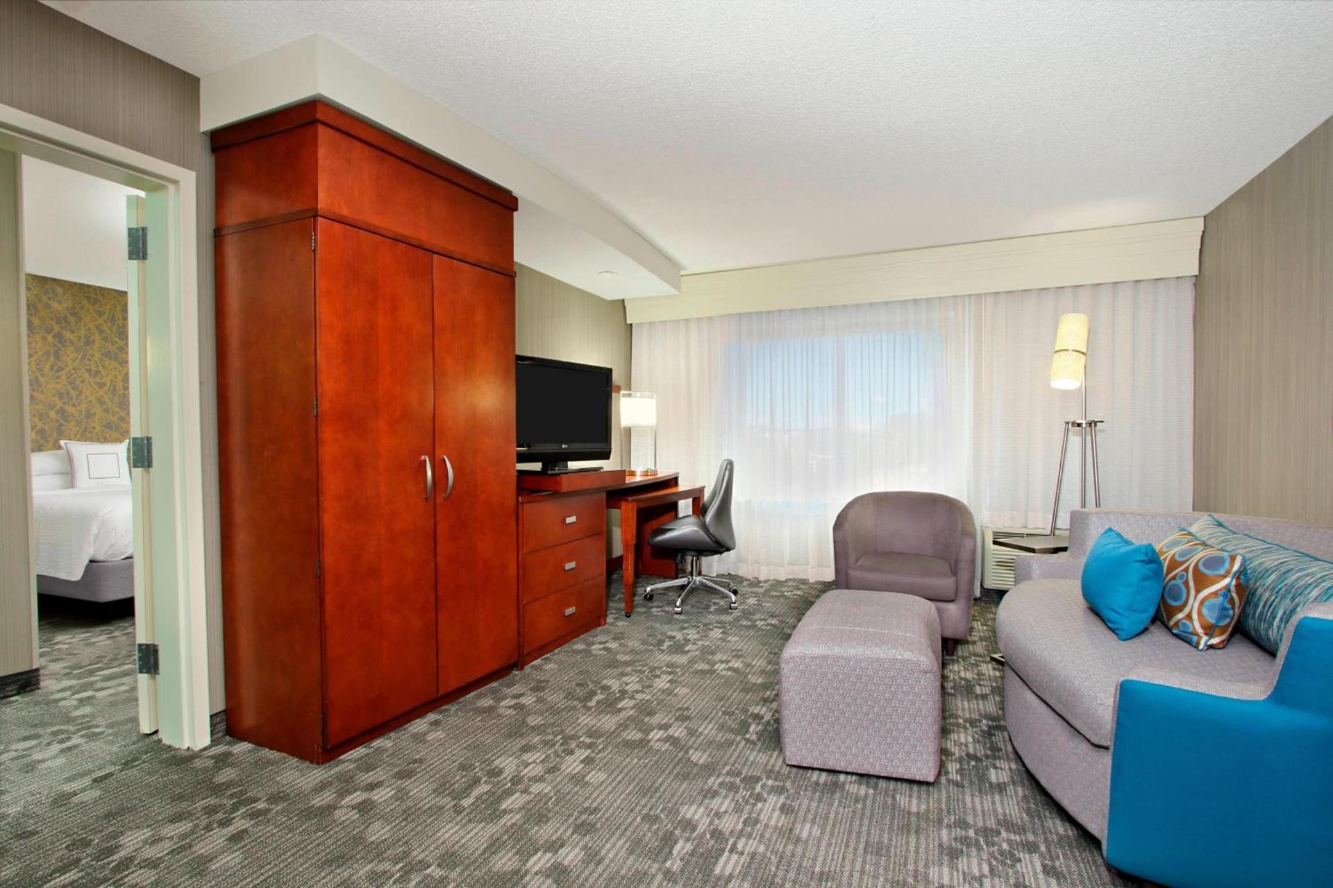 Courtyard by Marriott Atlanta Airport West photo 13
