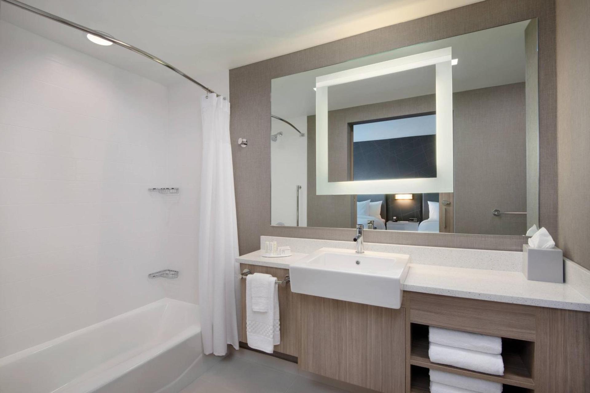 SpringHill Suites by Marriott Indianapolis Keystone photo 18
