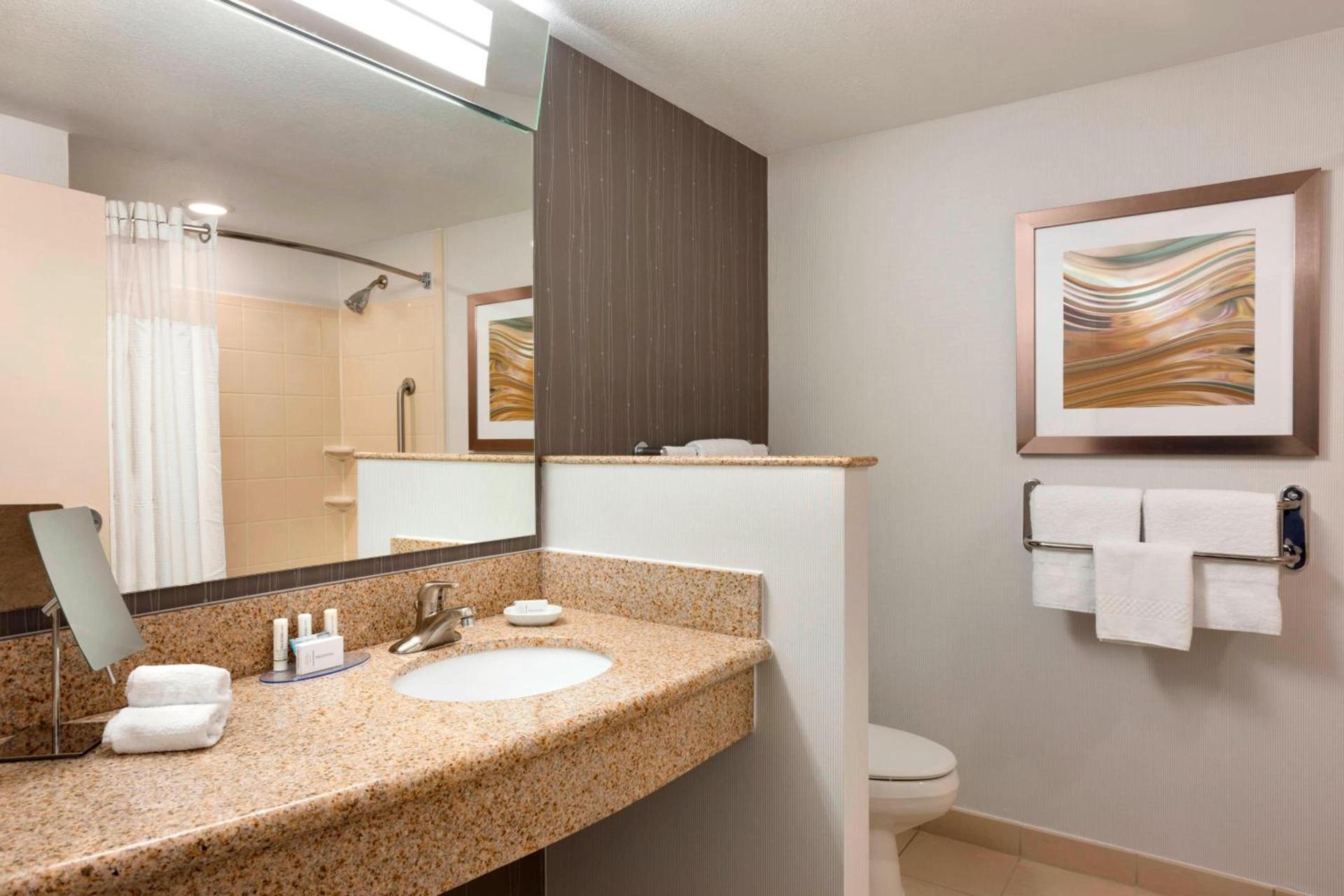 Courtyard by Marriott Fort Smith Downtown photo 12