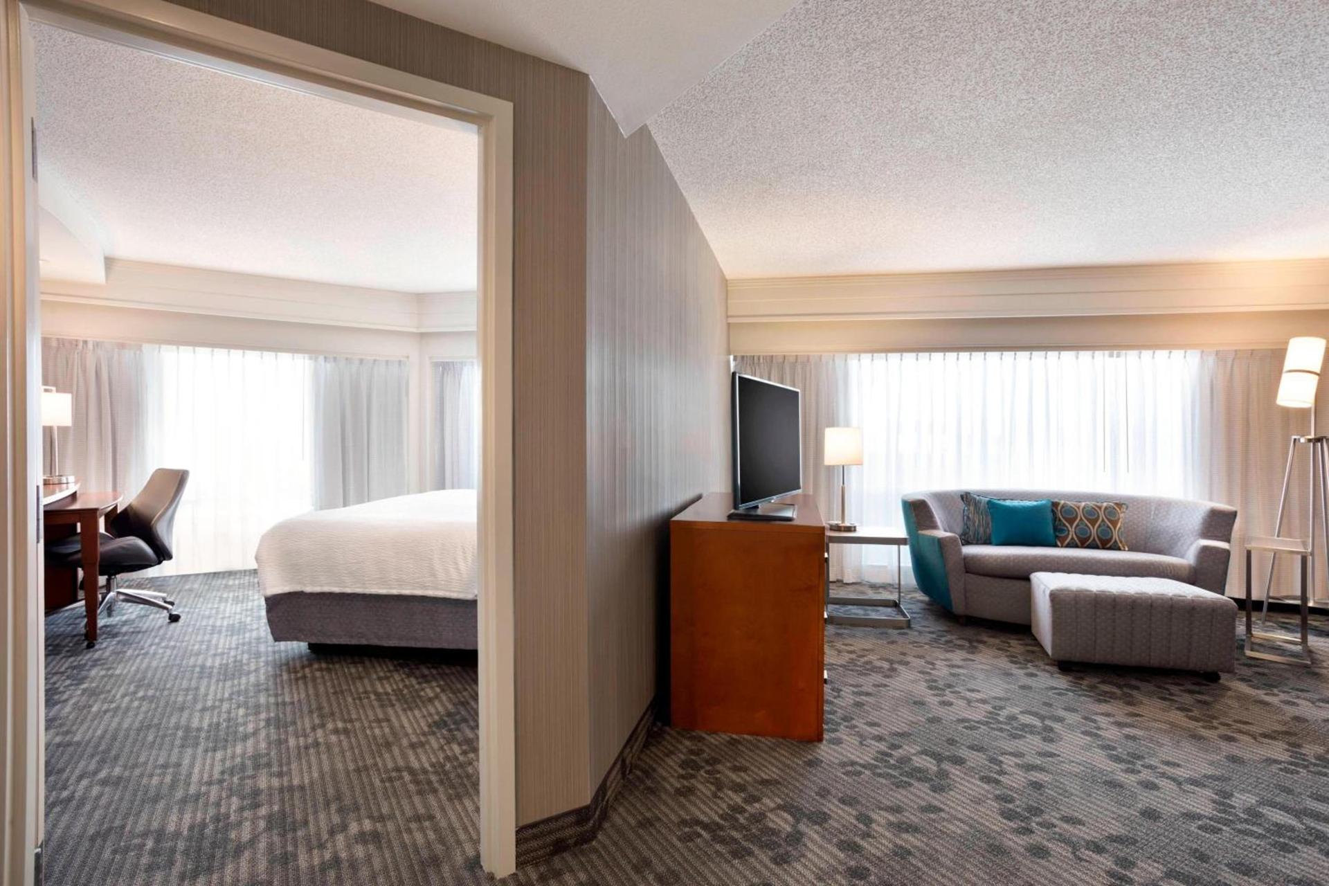 Courtyard by Marriott Fort Smith Downtown photo 14