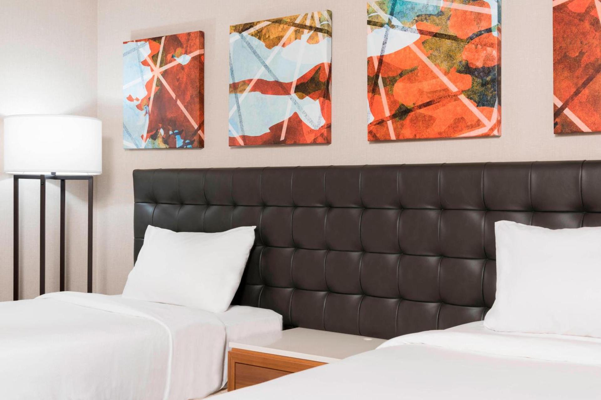 Sonesta Hotel Grand Rapids Airport photo 25