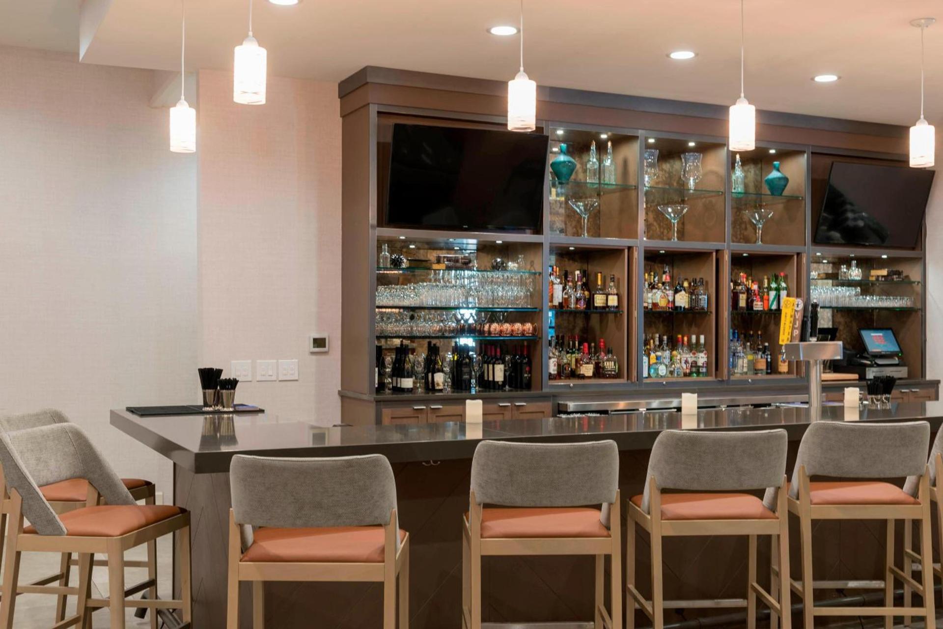 Sonesta Hotel Grand Rapids Airport photo 27