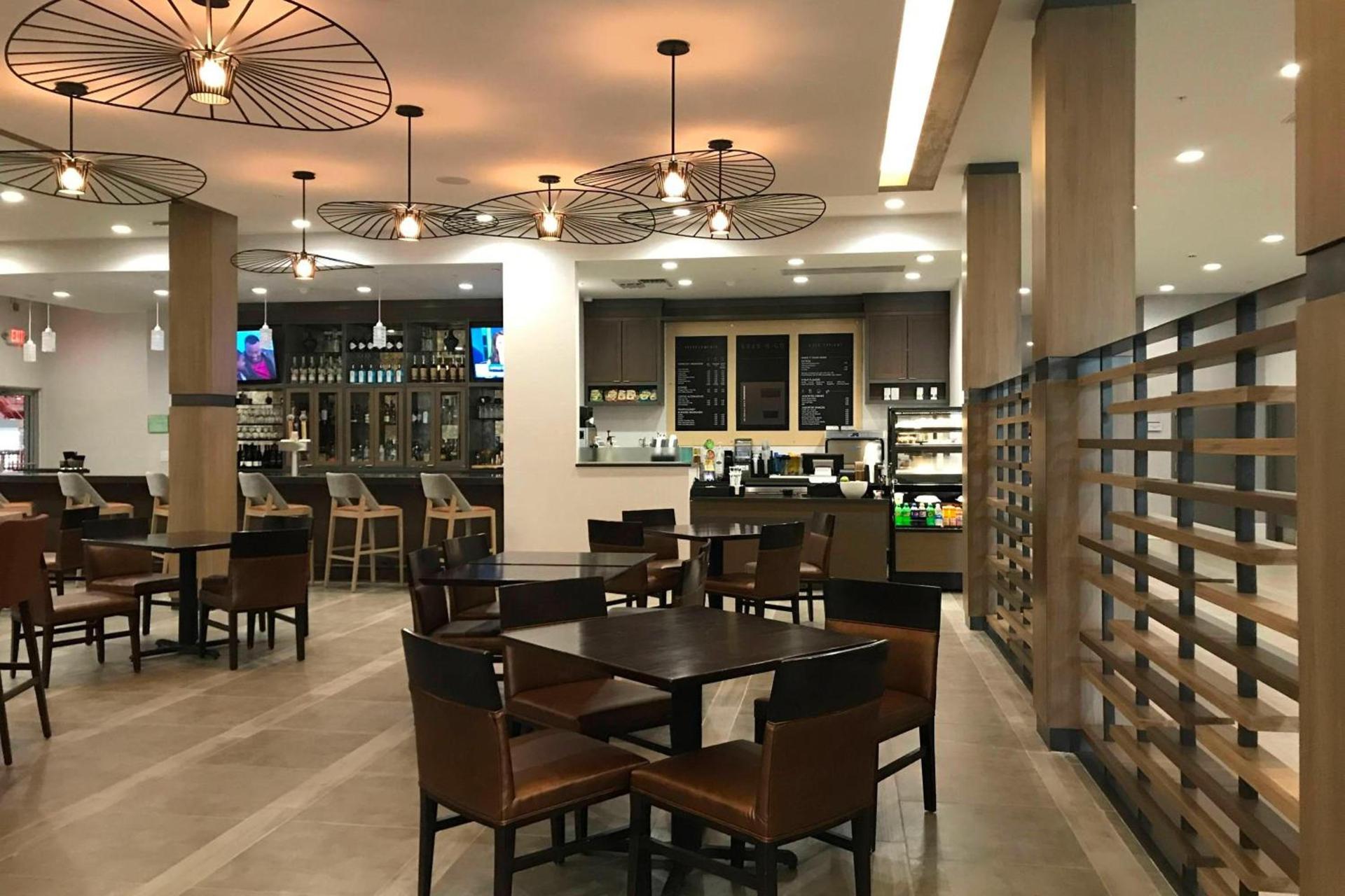 Sonesta Hotel Grand Rapids Airport photo 32