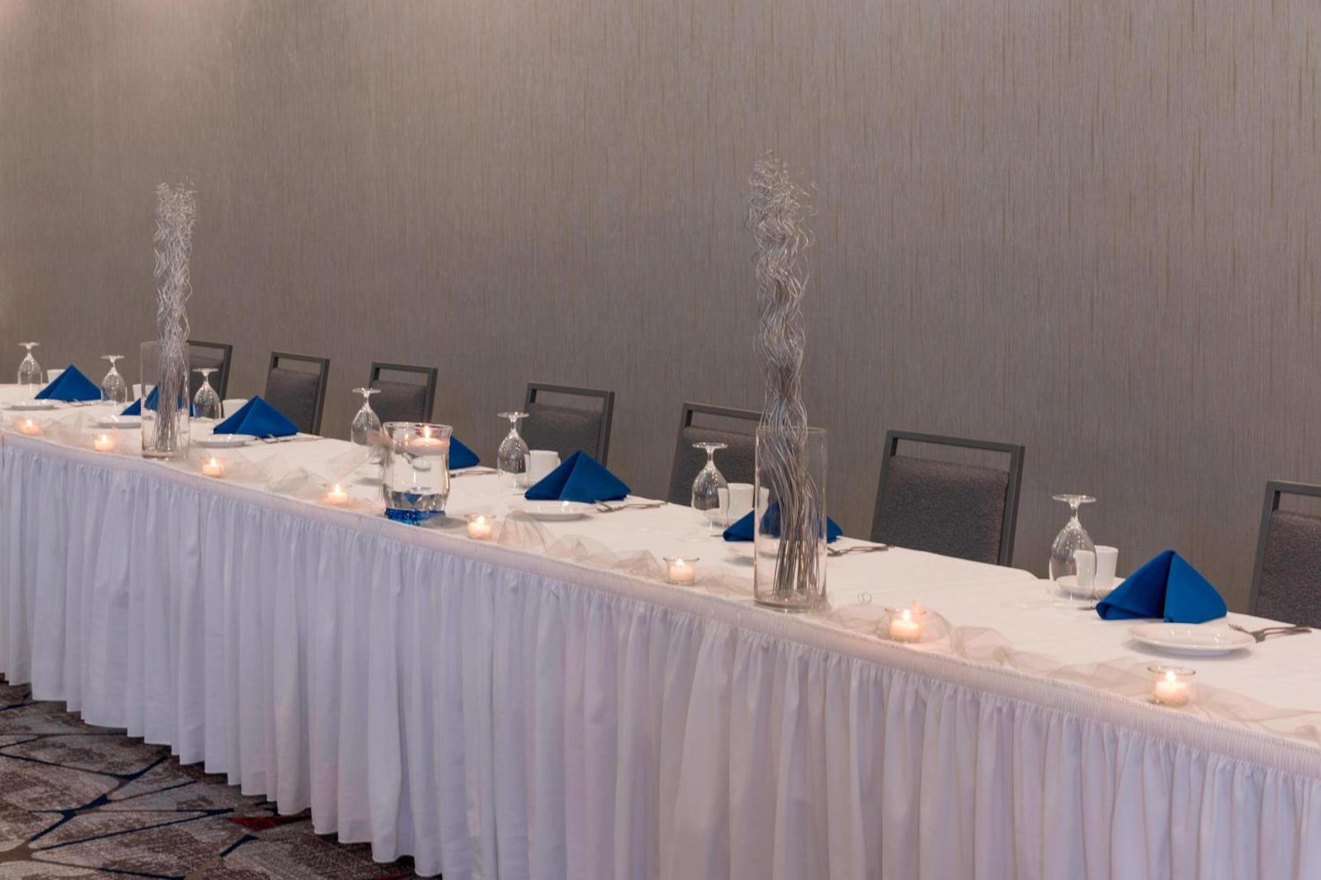 Sonesta Hotel Grand Rapids Airport photo 43