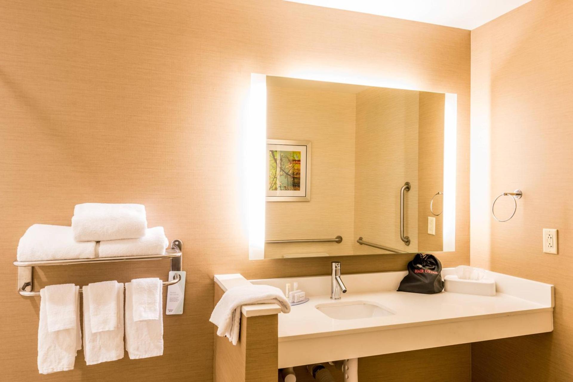 Fairfield Inn & Suites by Marriott Atlanta Fairburn photo 13