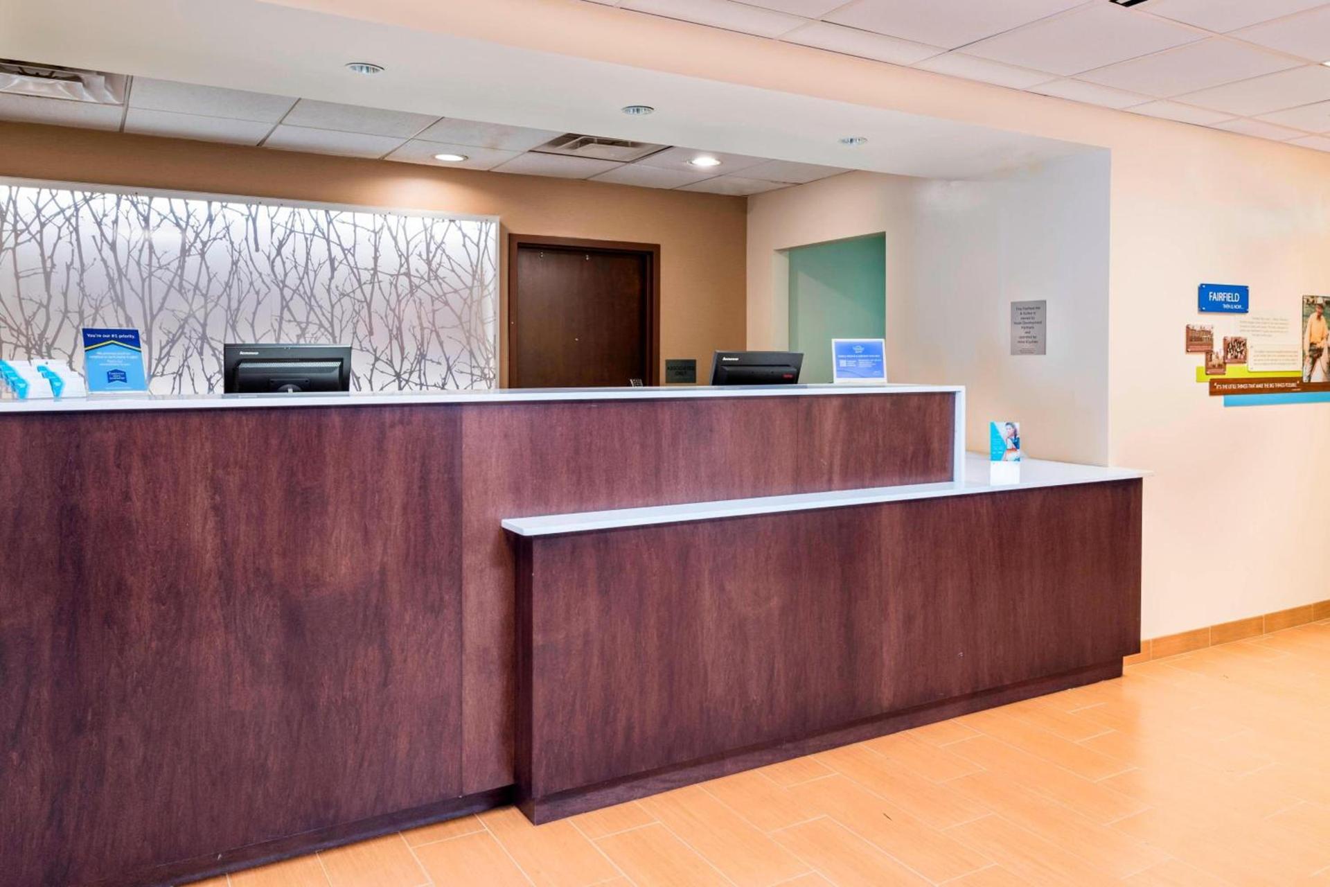 Fairfield Inn & Suites by Marriott Atlanta Perimeter Center photo 2