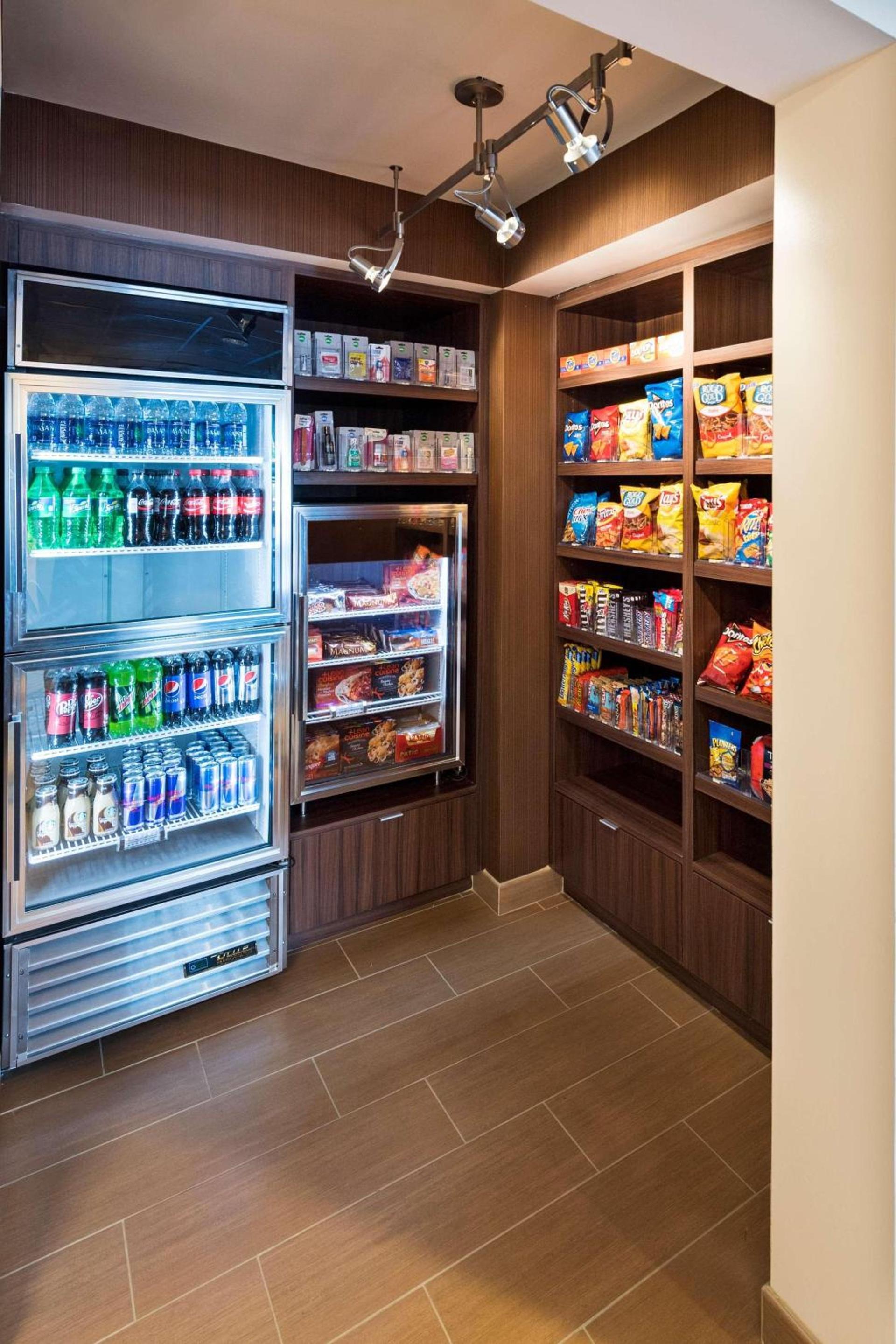 Fairfield Inn & Suites by Marriott Atlanta Perimeter Center photo 14
