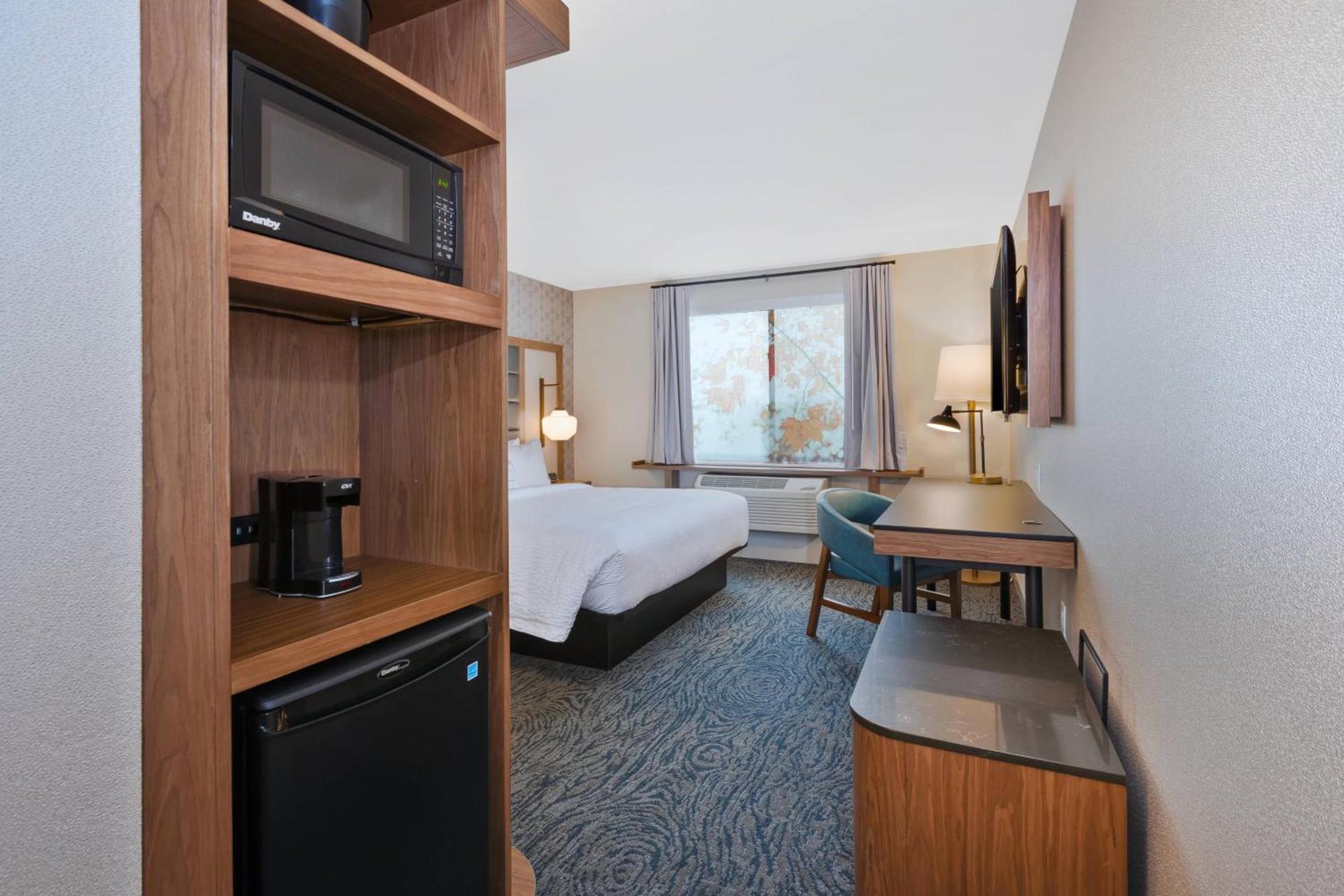 Fairfield Inn & Suites by Marriott Kalamazoo photo 9