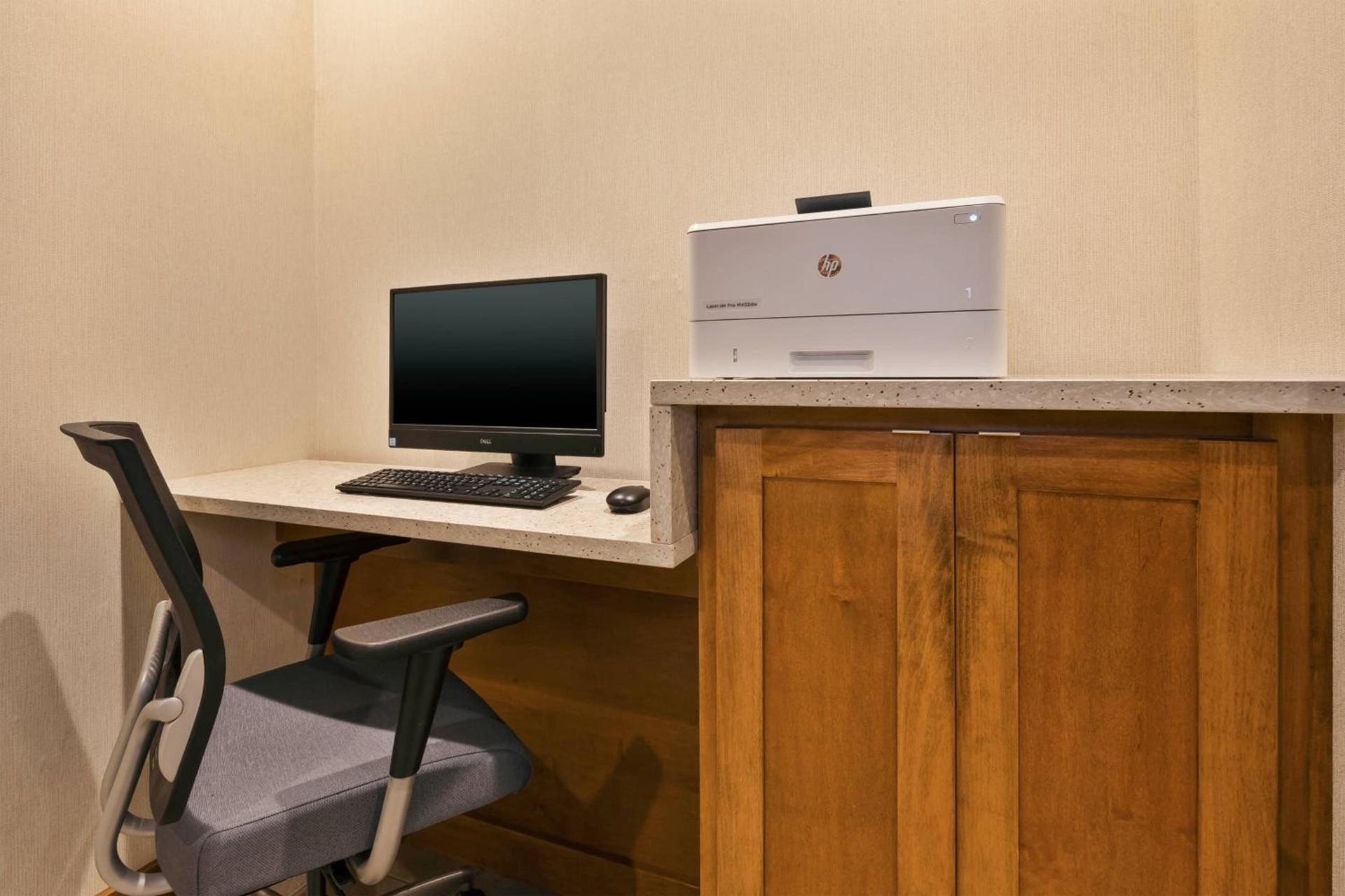 Fairfield Inn & Suites by Marriott Kalamazoo photo 14