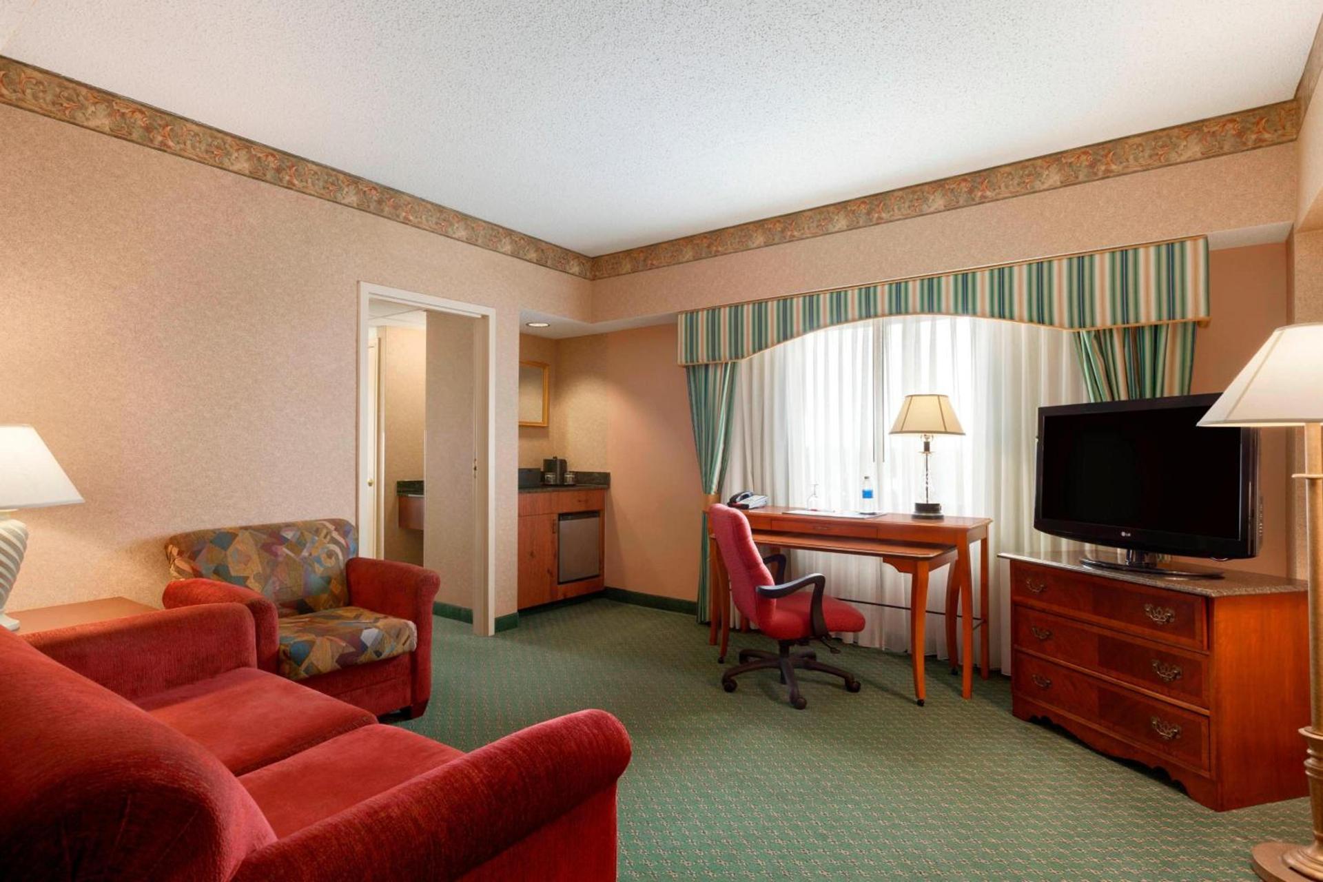 Radisson Hotel Cedar Rapids photo 39