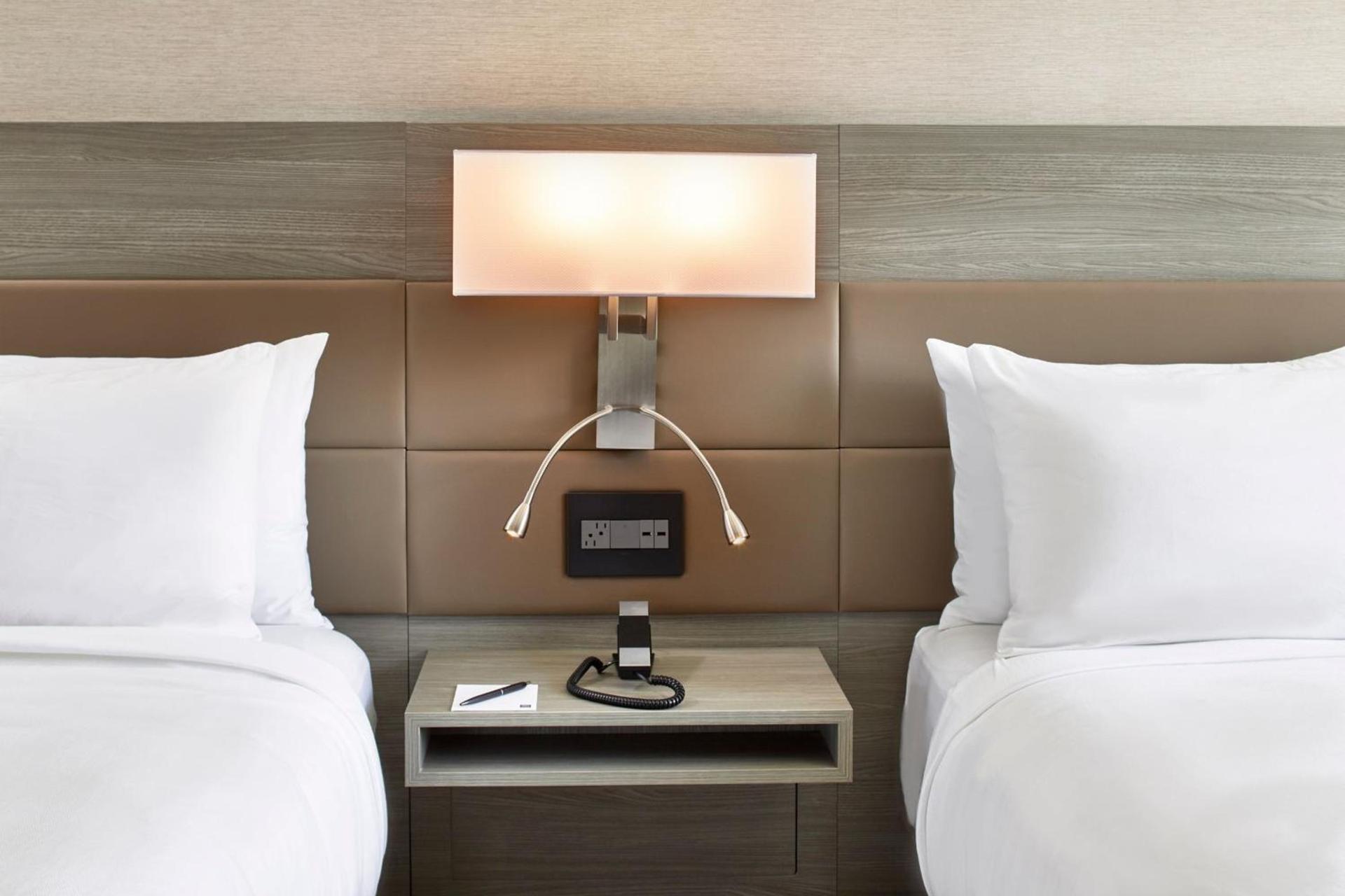 AC Hotel by Marriott Austin Hill Country photo 12