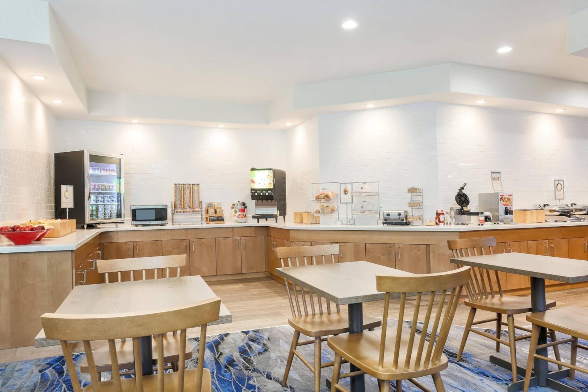 Fairfield Inn & Suites Houston Humble photo 18
