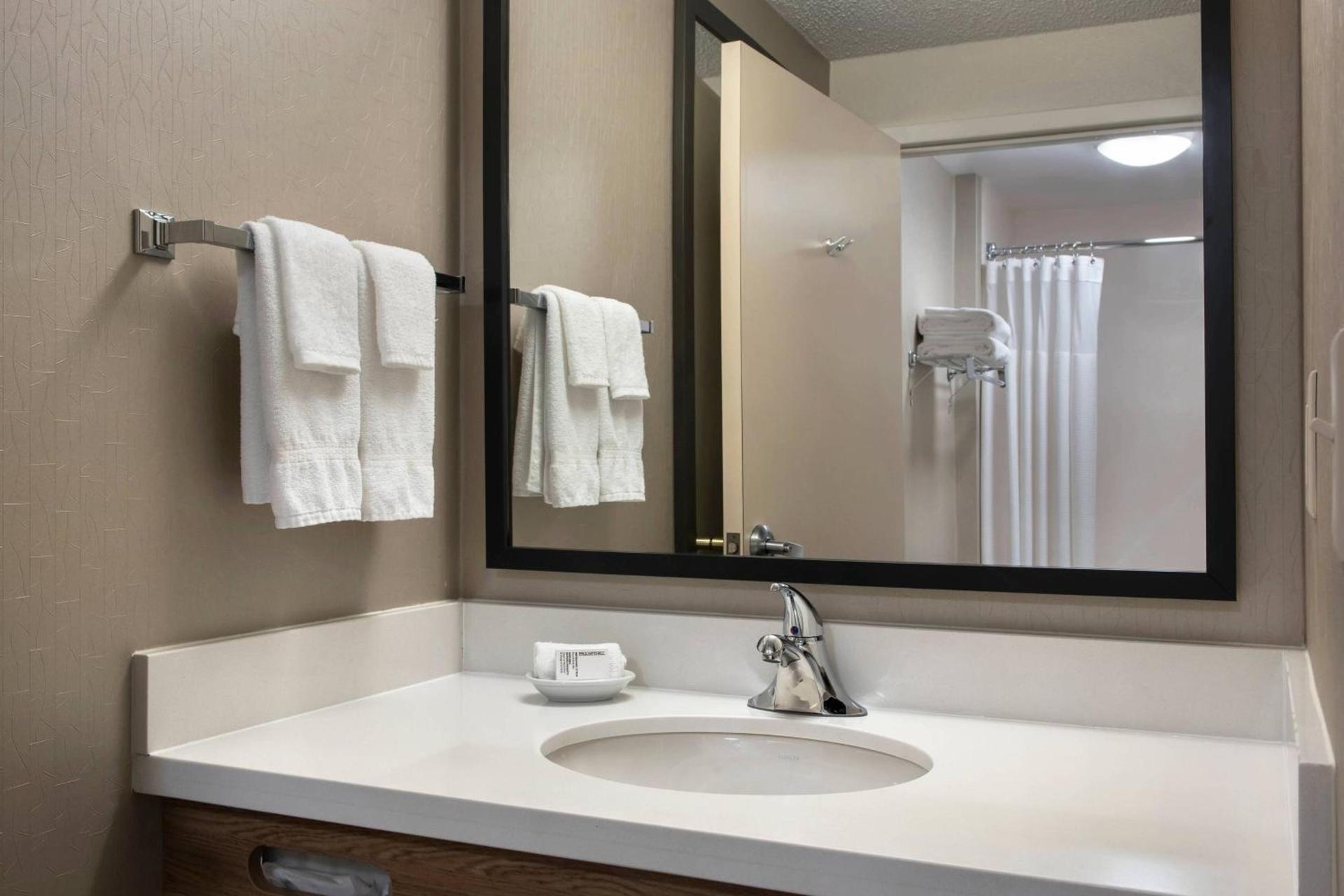 SpringHill Suites Danbury photo 10