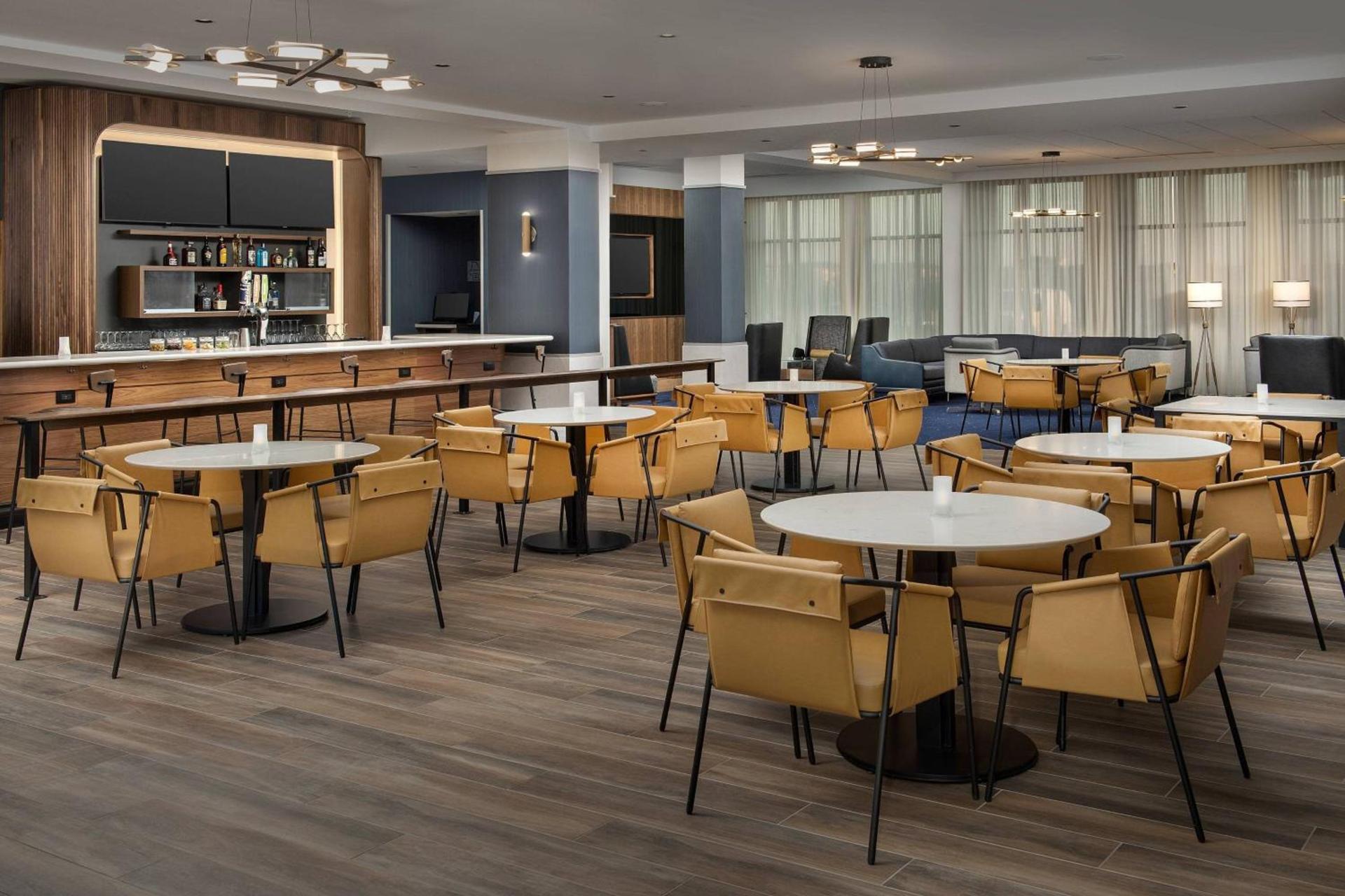 Courtyard by Marriott Indianapolis Plainfield photo 2