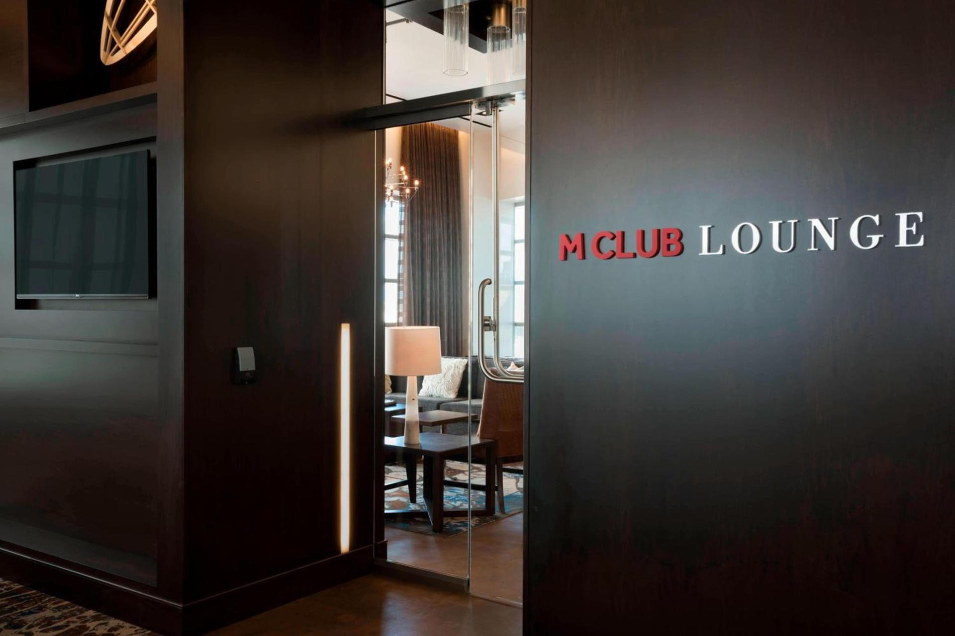 Buffalo Marriott at LECOM HARBORCENTER photo 26
