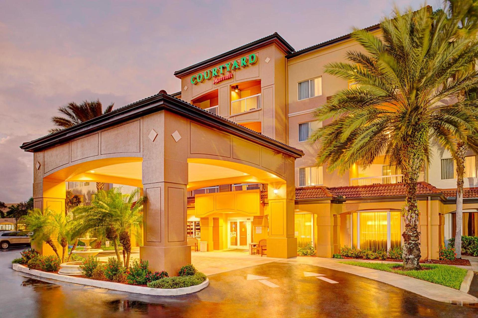Courtyard by Marriott West Palm Beach Airport photo 1