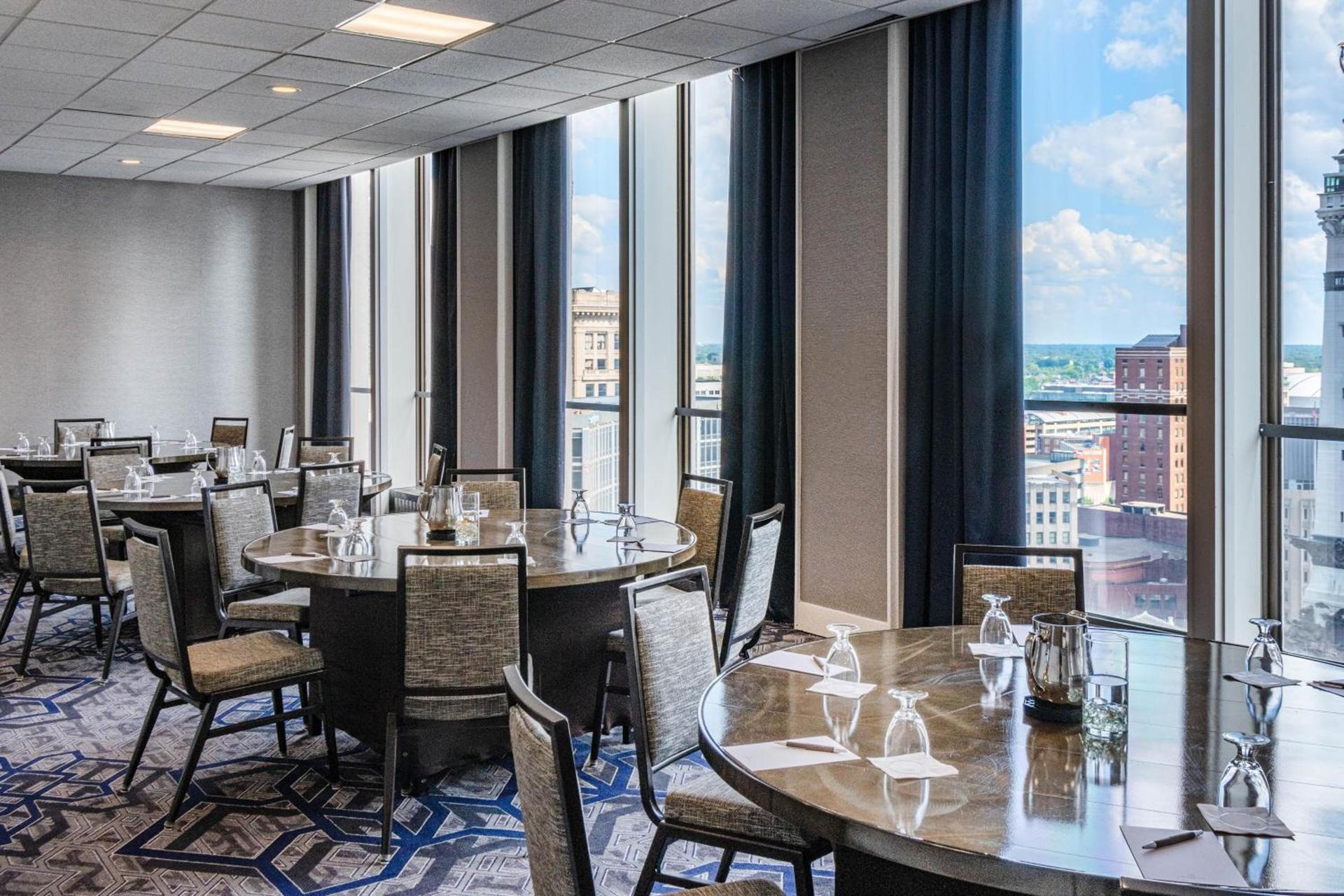 Sheraton Indianapolis City Centre Hotel photo 25