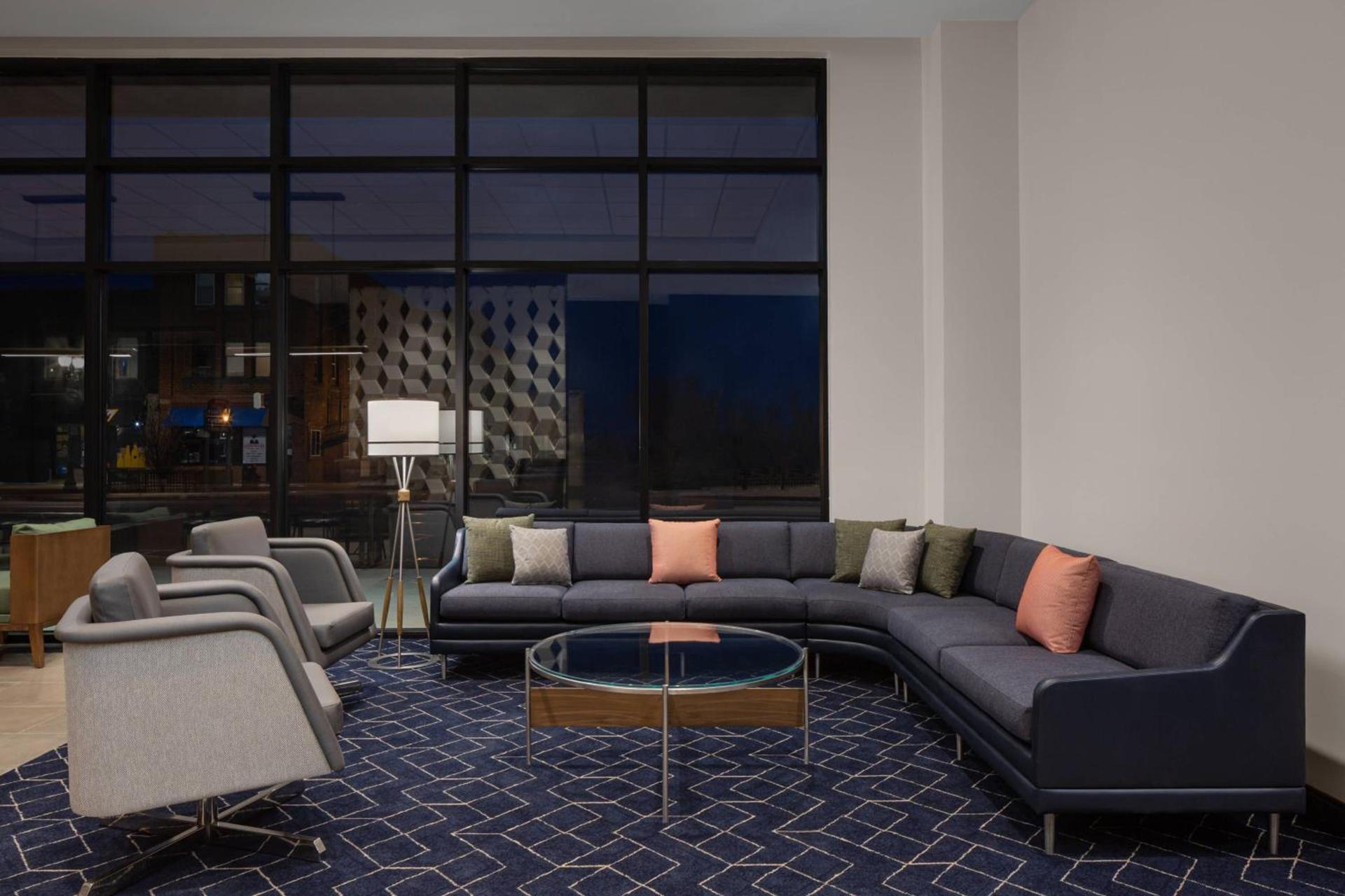 Courtyard by Marriott Lansing Downtown photo 7