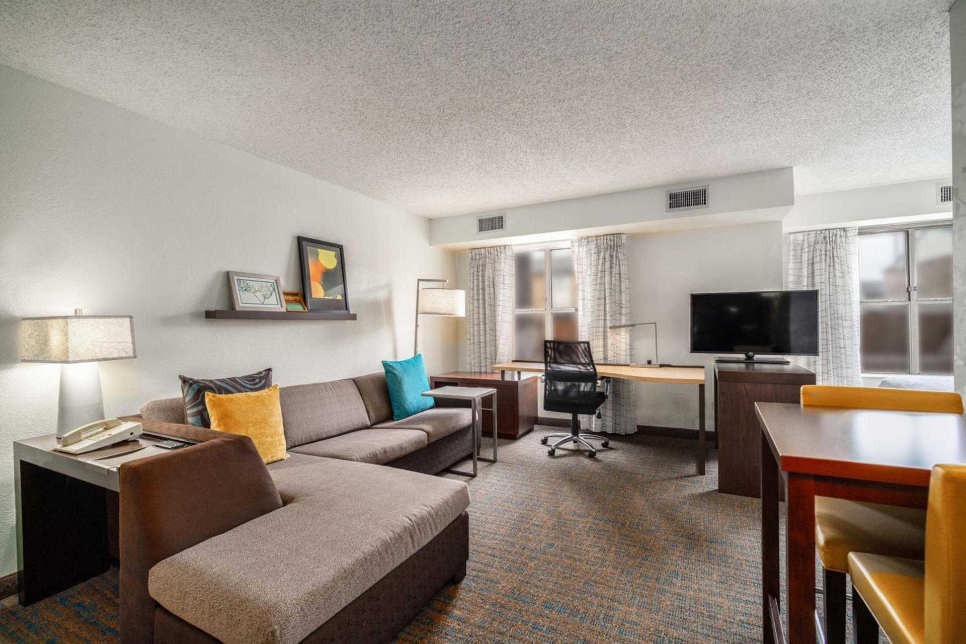 Residence Inn by Marriott McAllen photo 6