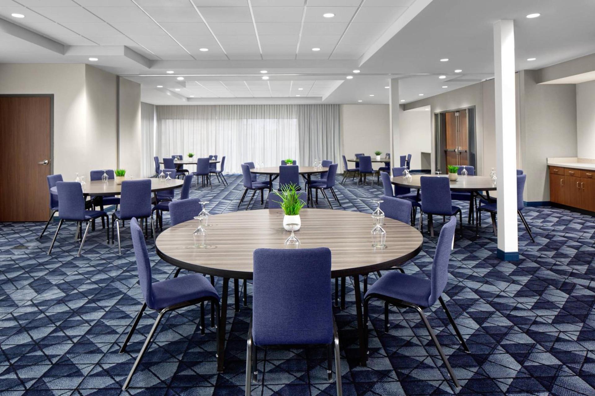 Courtyard by Marriott Lansing Downtown photo 34
