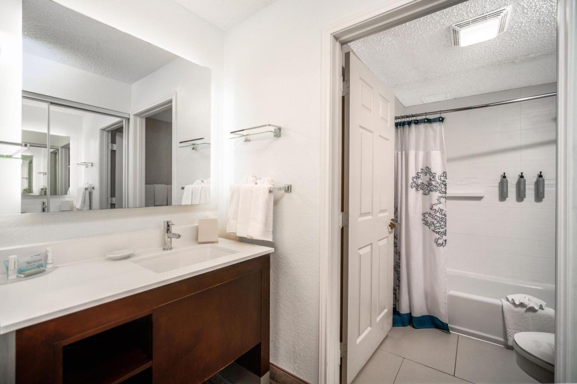 Residence Inn by Marriott McAllen photo 17