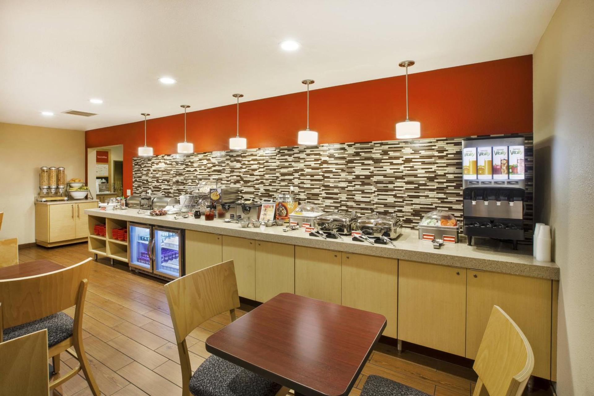 TownePlace Suites Detroit Dearborn photo 23