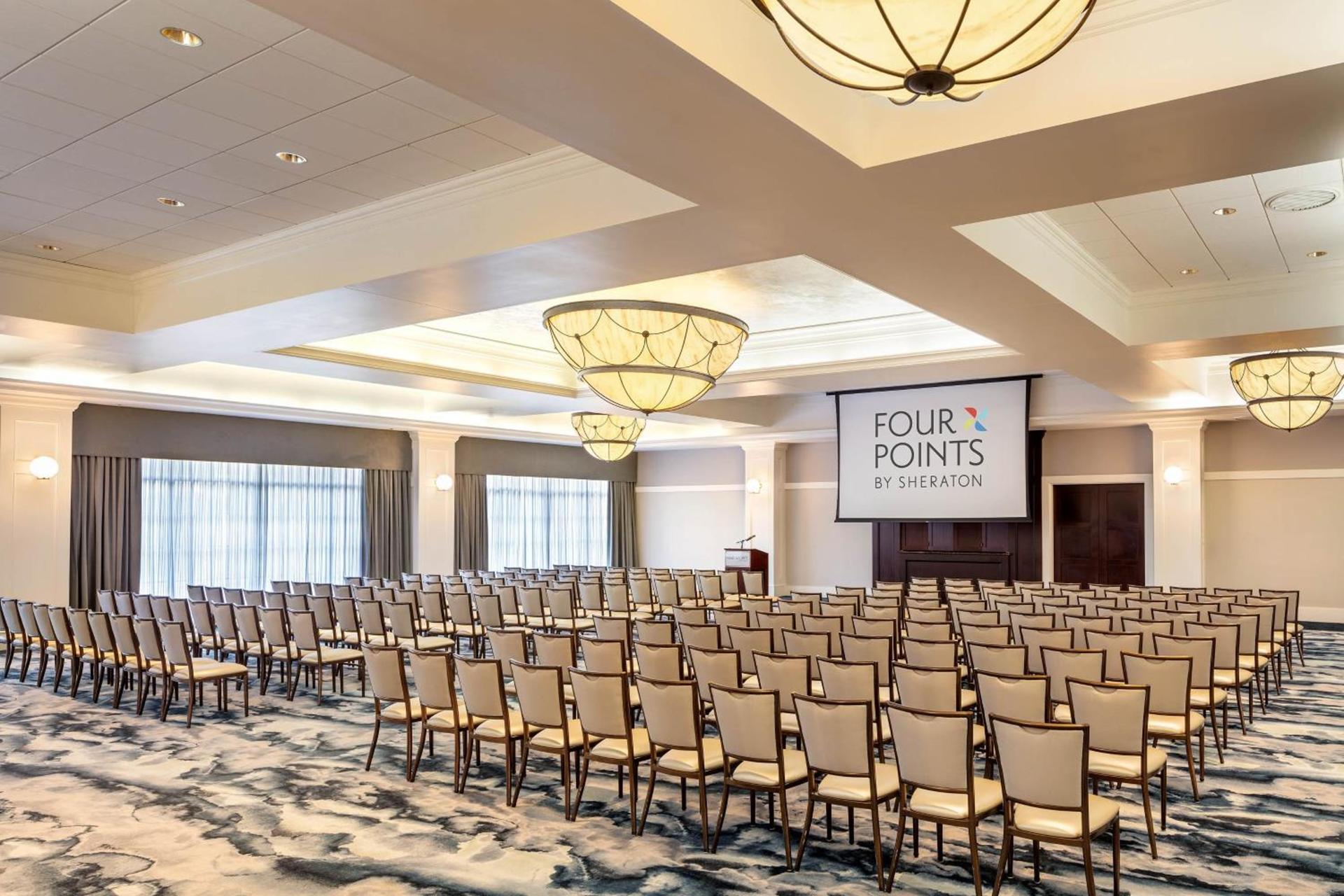 Four Points by Sheraton Norwood Conference Center photo 49