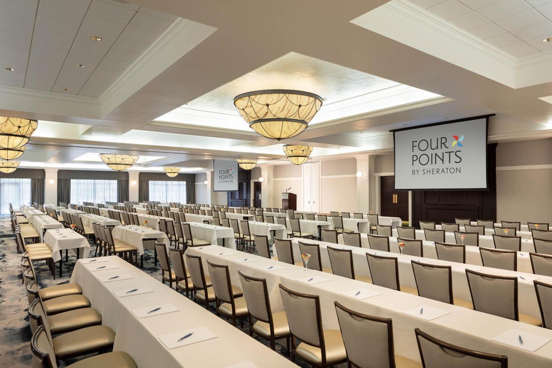 Four Points by Sheraton Norwood Conference Center photo 51