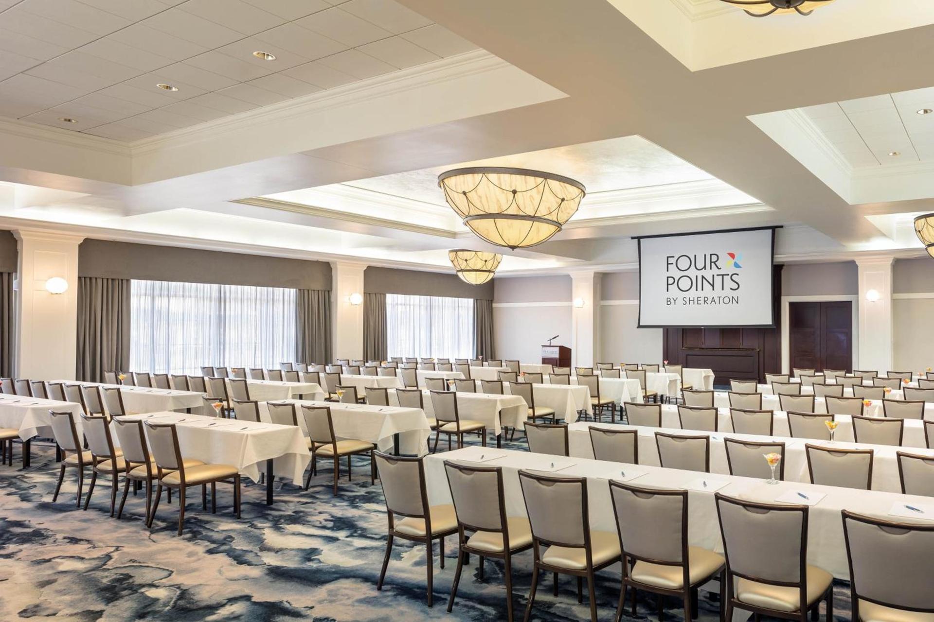 Four Points by Sheraton Norwood Conference Center photo 52
