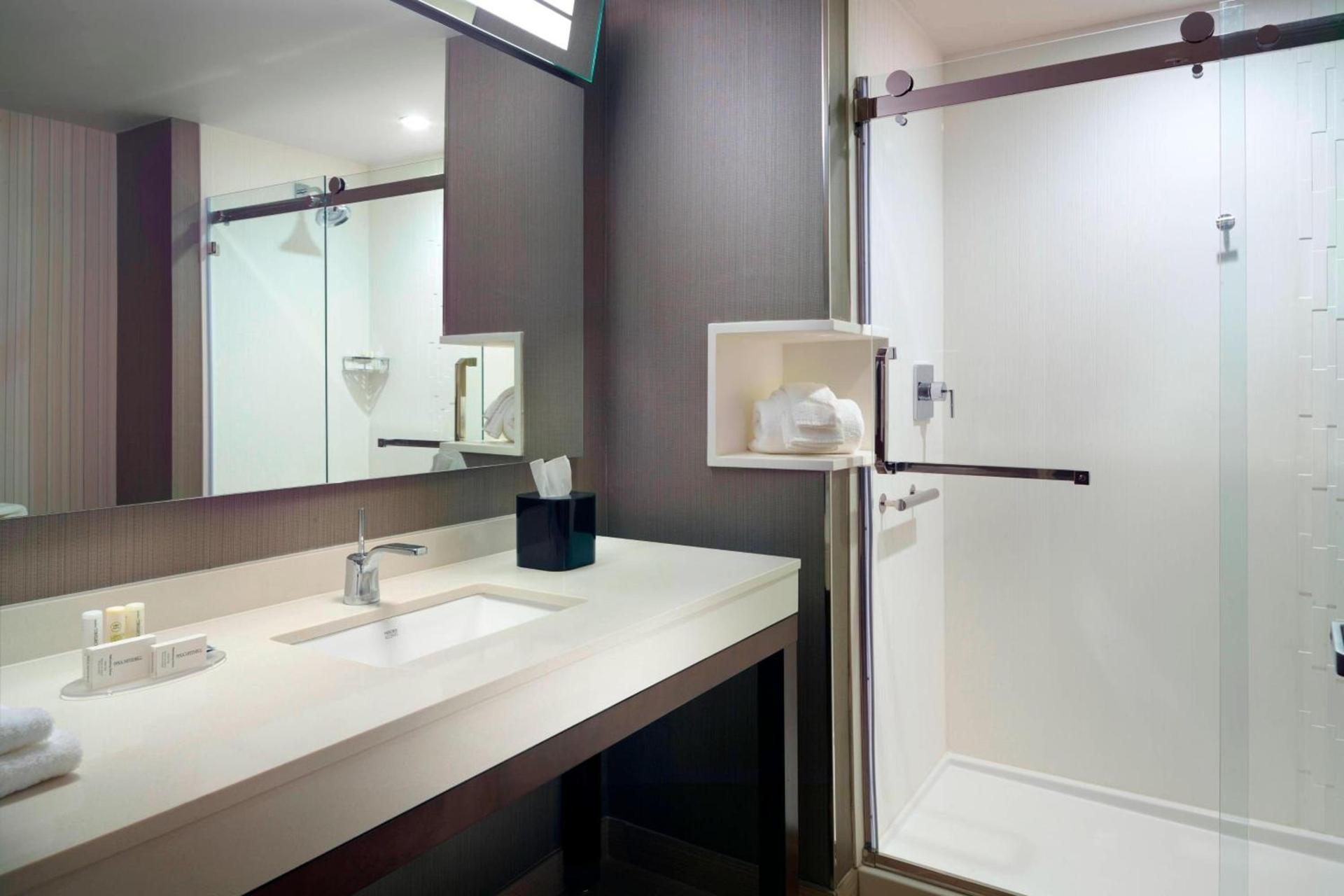 Courtyard by Marriott LaGrange photo 7