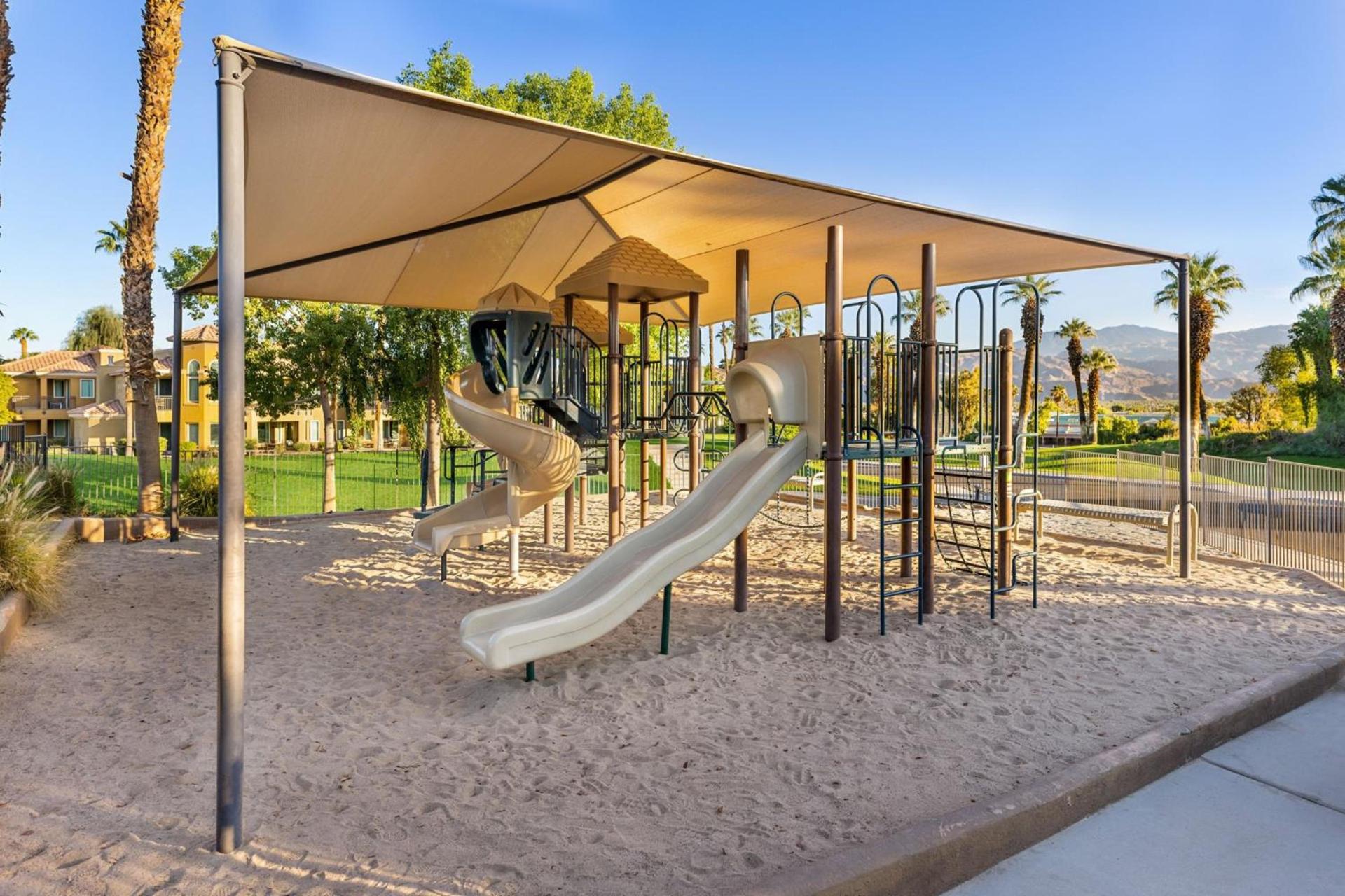 Marriott's Desert Springs Villas I photo 42