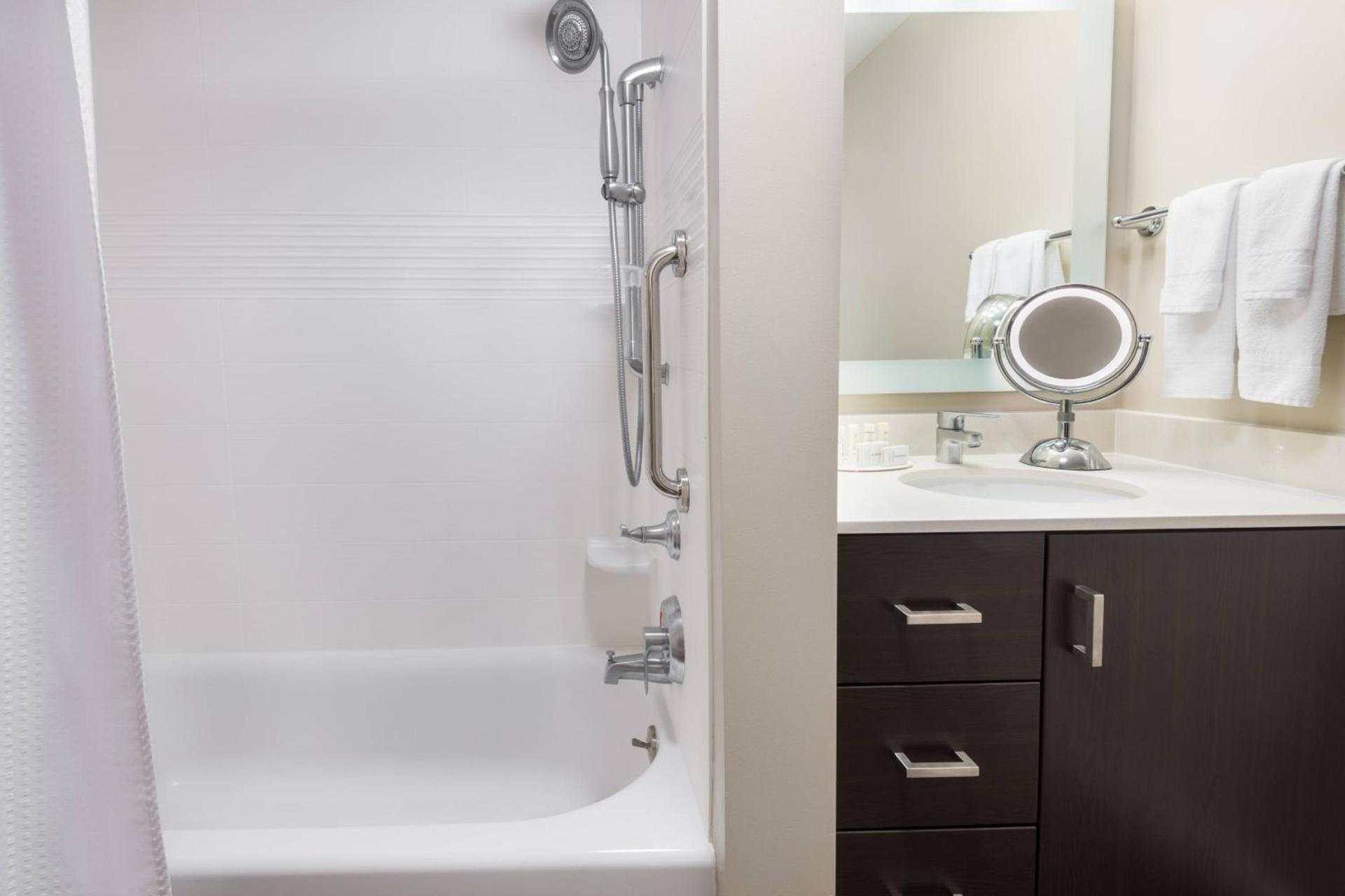 TownePlace Suites by Marriott Latham Albany Airport photo 14