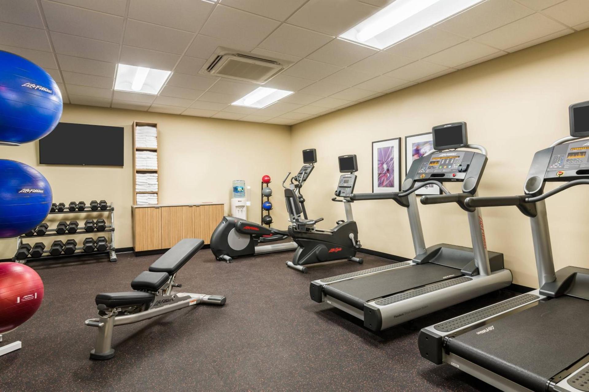 TownePlace Suites by Marriott Latham Albany Airport photo 43