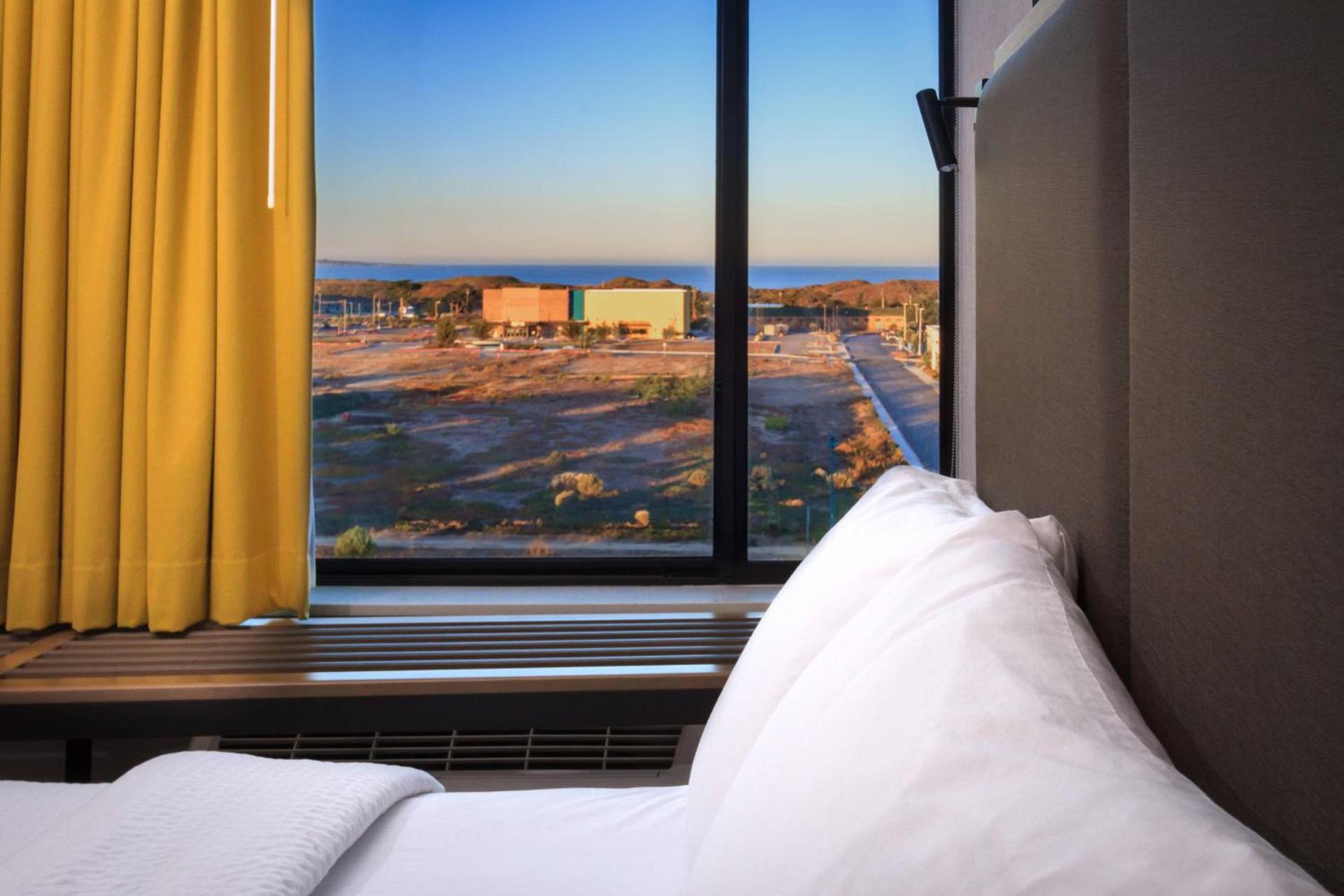 SpringHill Suites by Marriott The Dunes On Monterey Bay photo 9