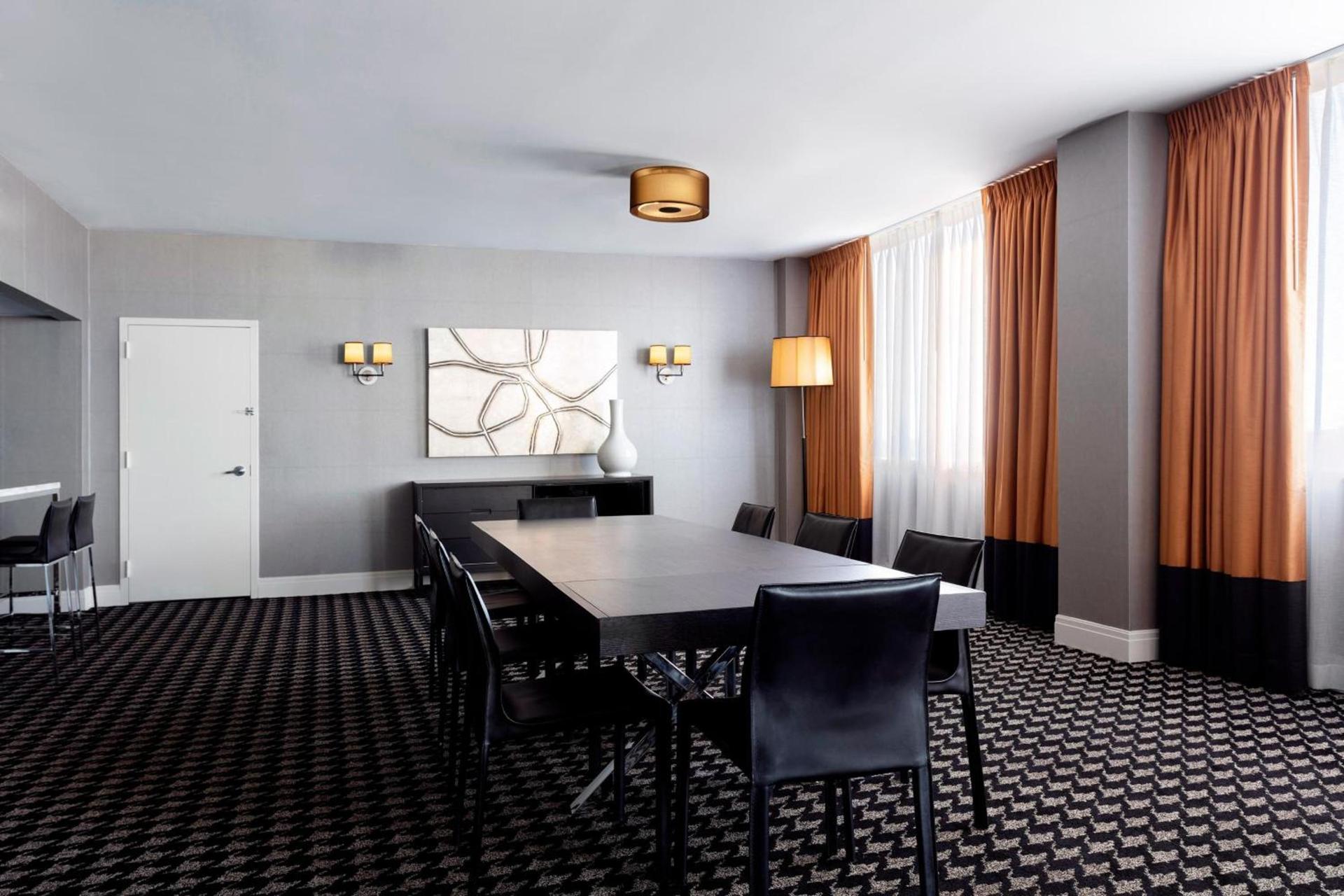 Le Meridien Charlotte photo 25