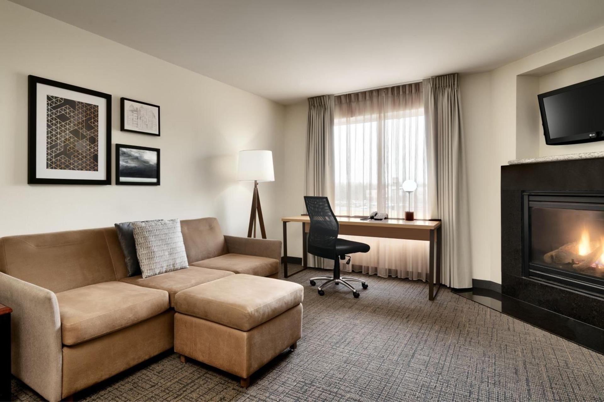 Residence Inn by Marriott Greenville photo 14