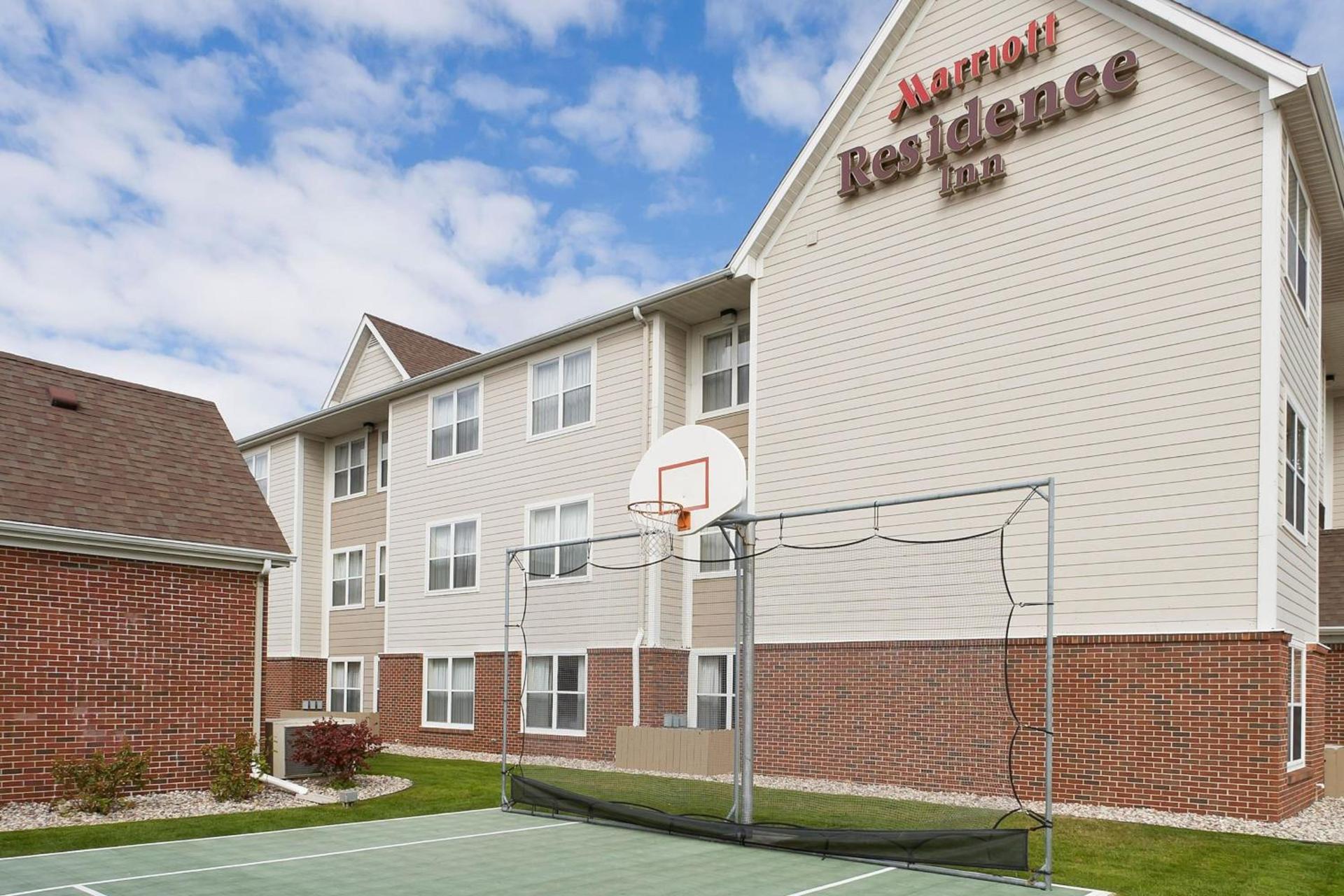 MainStay Suites Appleton Airport - Fox River Mall Area photo 19