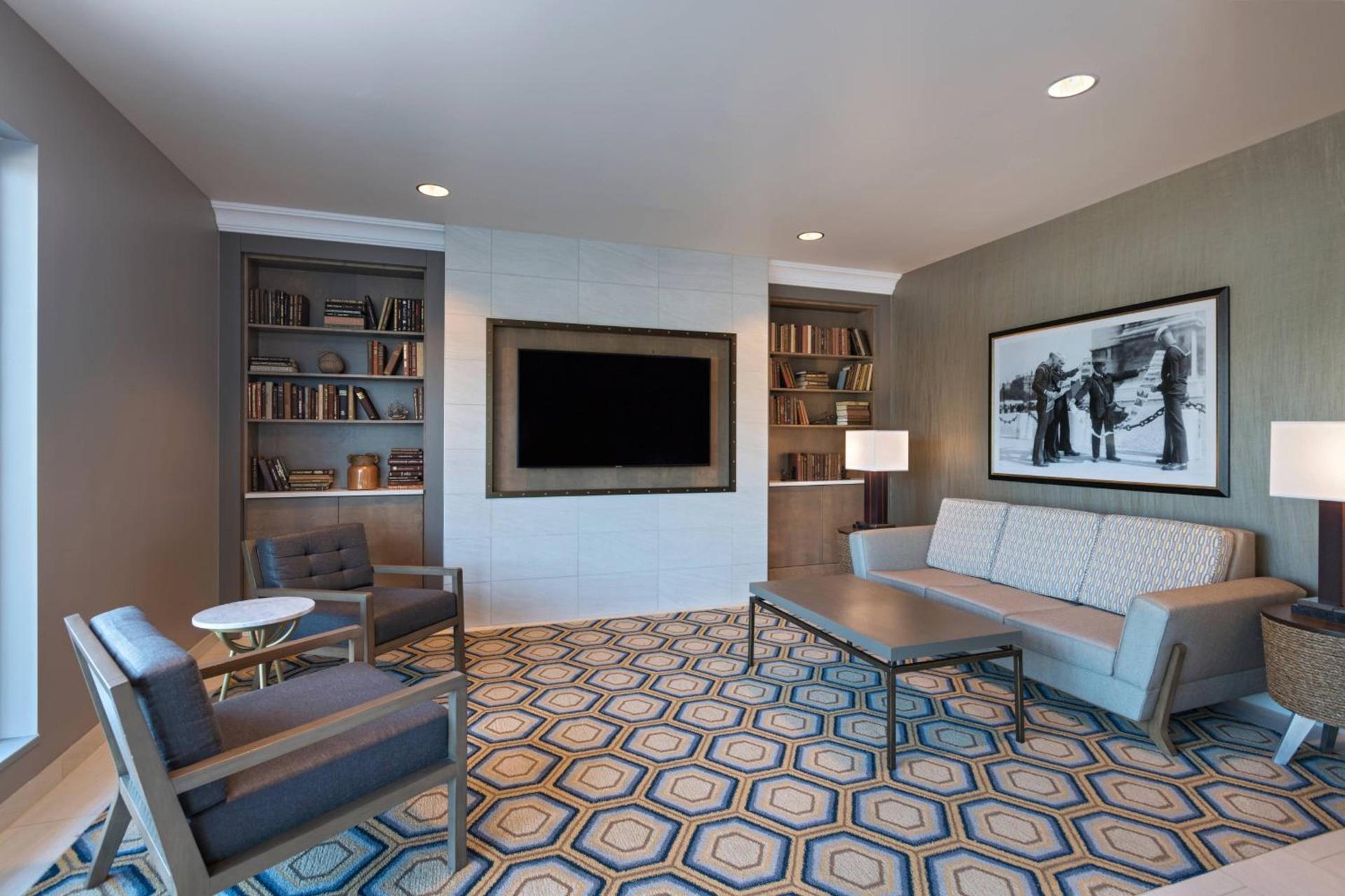 TownePlace Suites by Marriott San Diego Airport/Liberty Station photo 5
