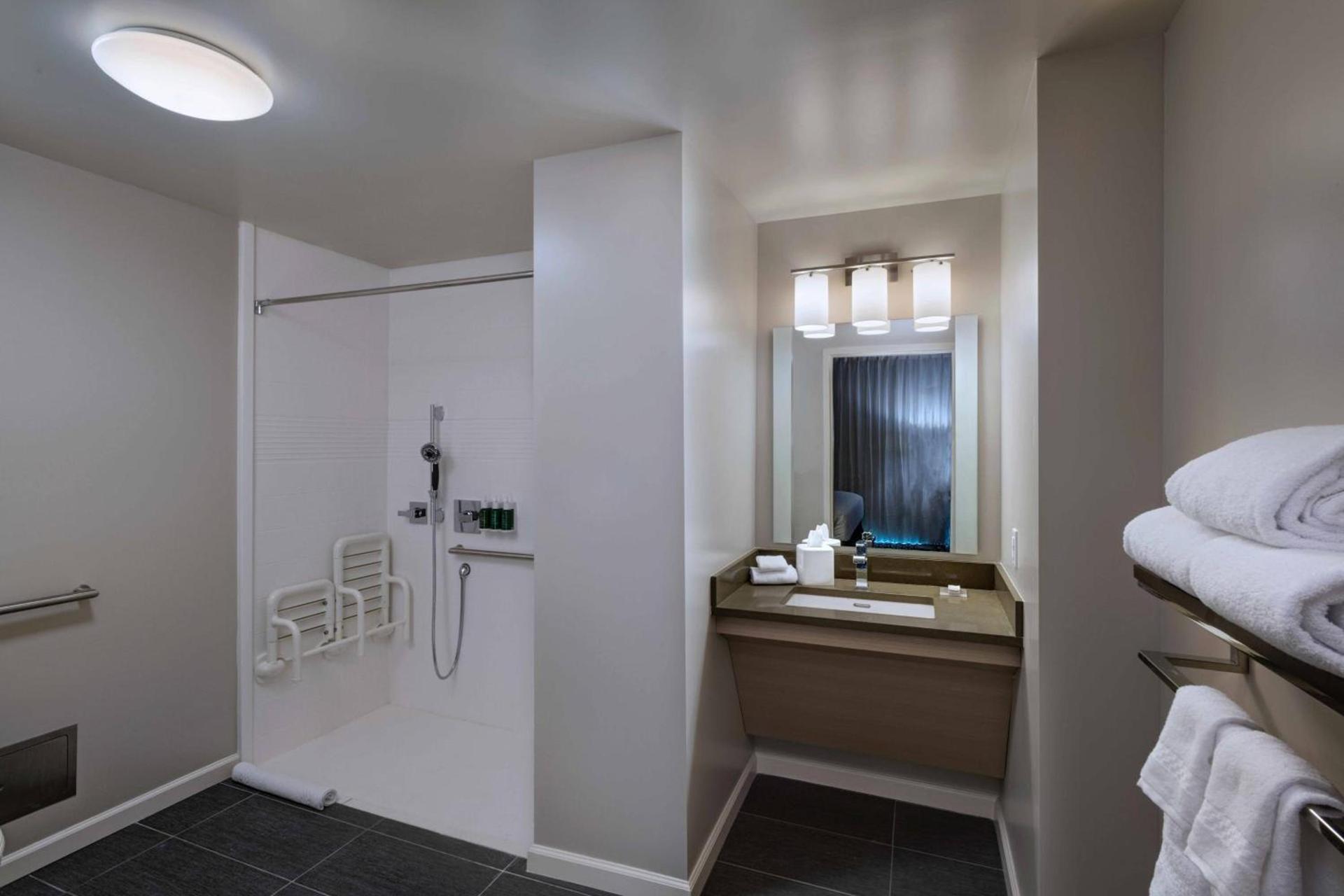 TownePlace Suites by Marriott San Diego Airport/Liberty Station photo 26