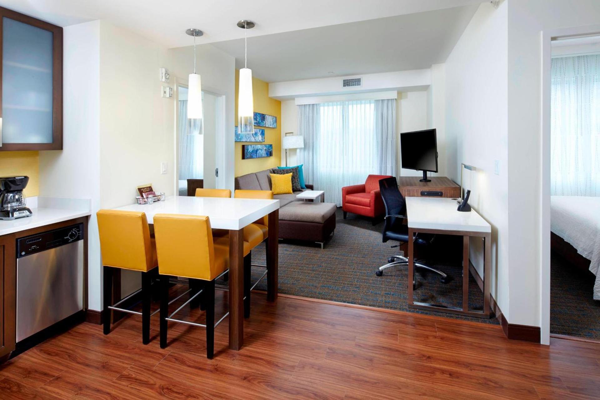 Residence Inn by Marriott Secaucus Meadowlands photo 11
