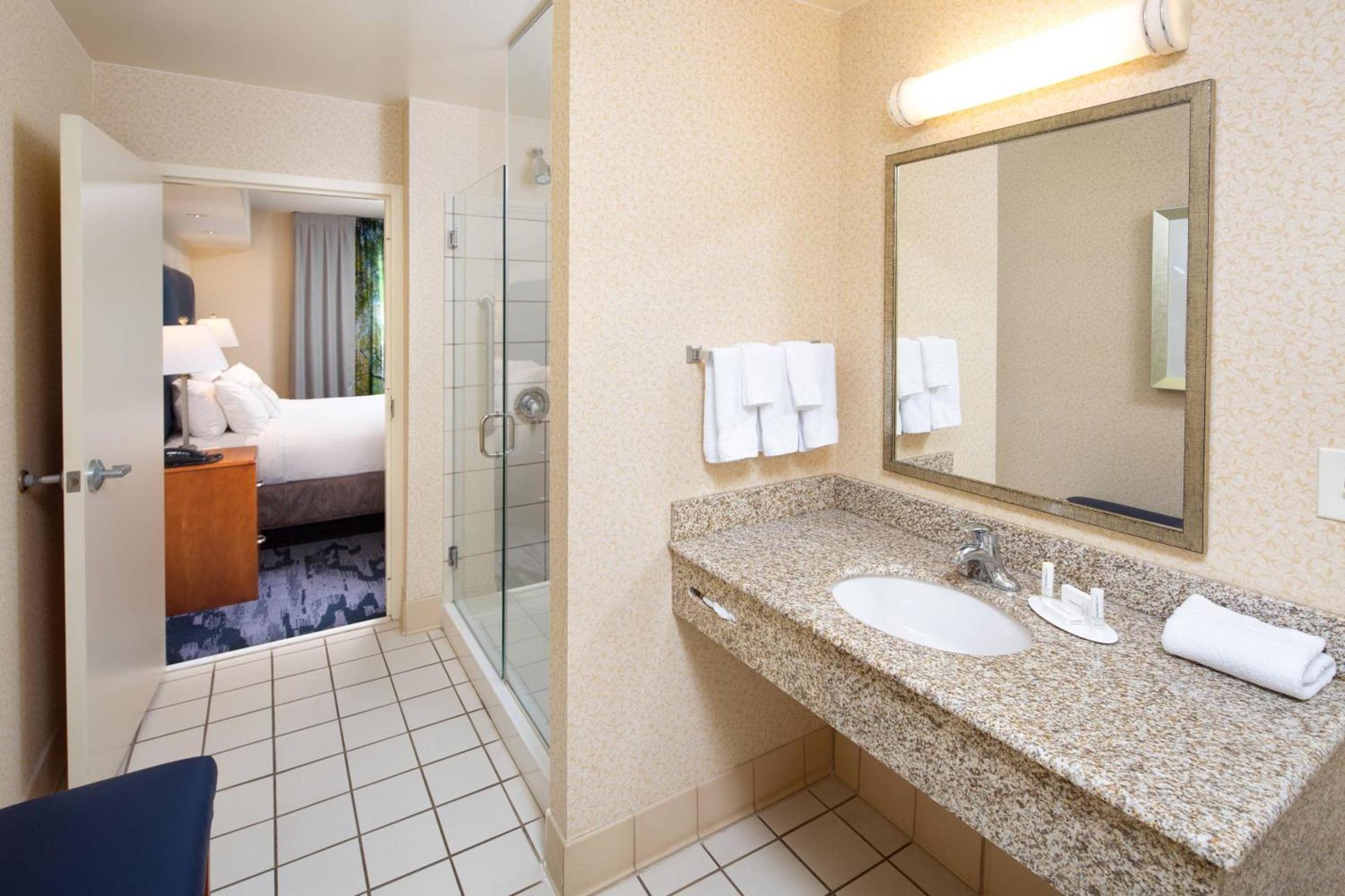 Fairfield Inn and Suites by Marriott South Boston photo 14