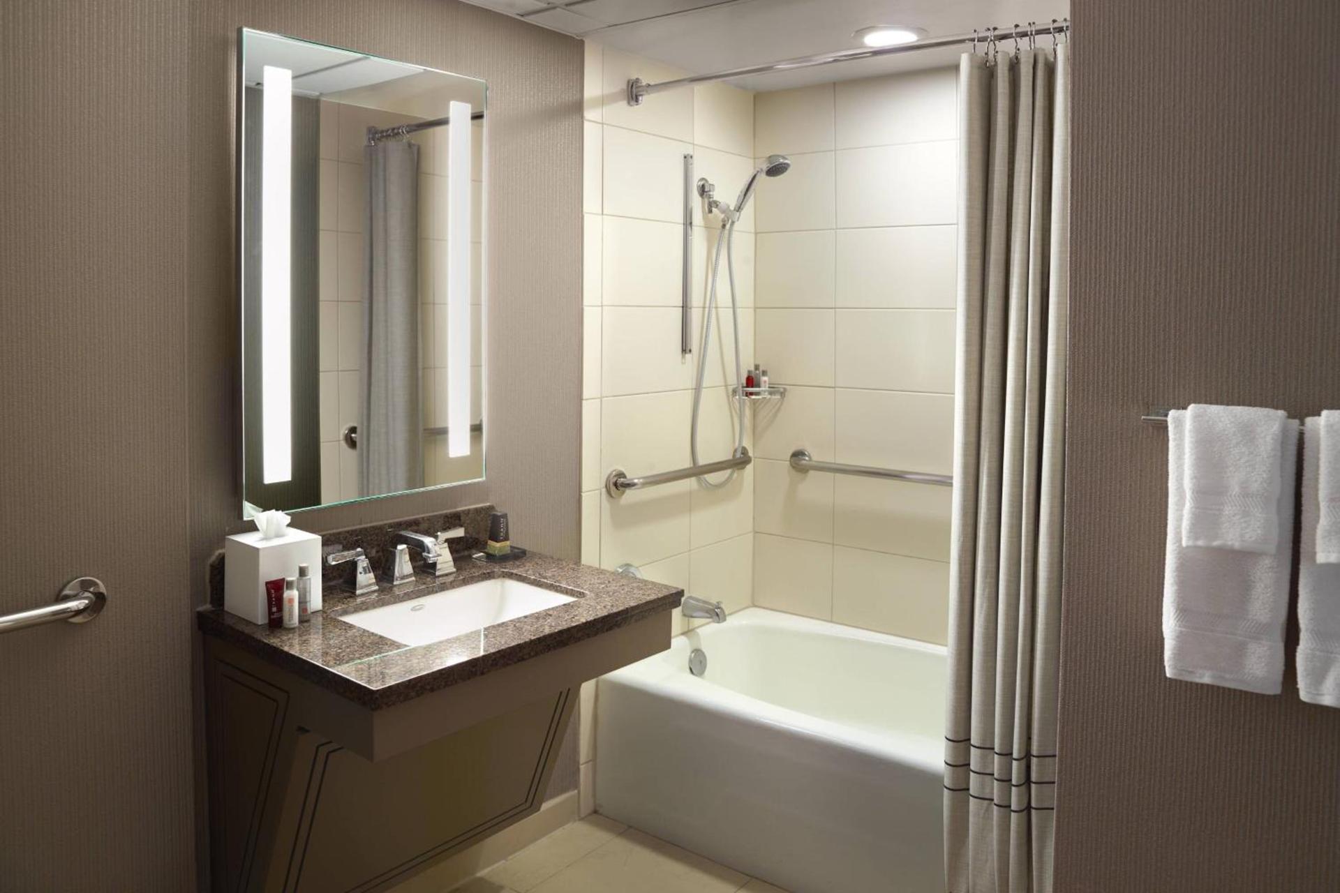 Atlanta Airport Marriott photo 19