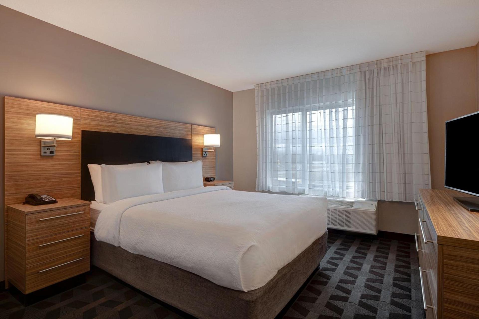 TownePlace Suites by Marriott Monroe photo 16